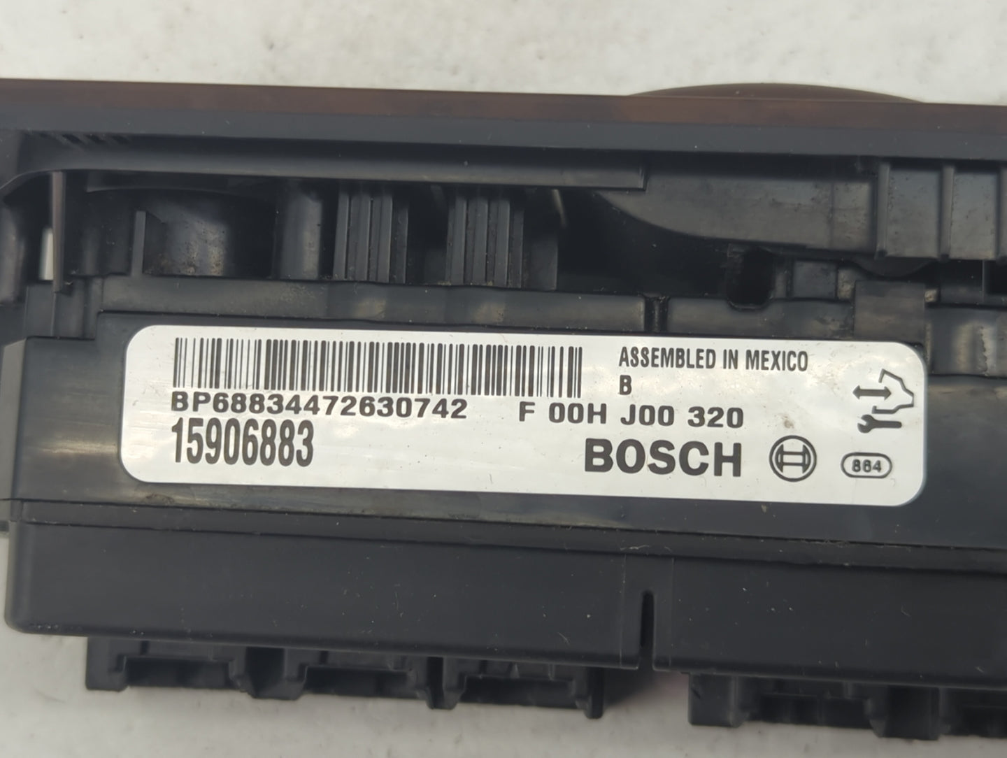 2007-2008 Cadillac Escalade Master Power Window Switch Replacement Driver Side Left P/N:15906883 F00HJ00320 Fits Fits 2007 2