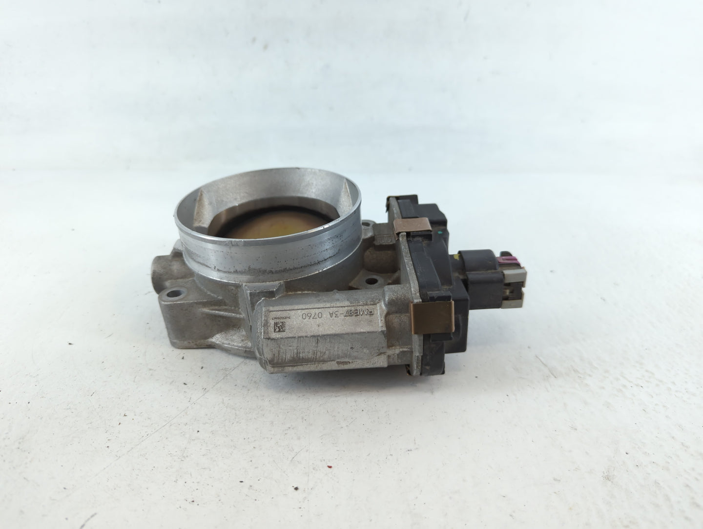 2007-2008 Cadillac Escalade Throttle Body P/N:RME87-3A 0760 Fits Fits 2006 2007 2008 2009 OEM Used Auto Parts - Oemusedautop
