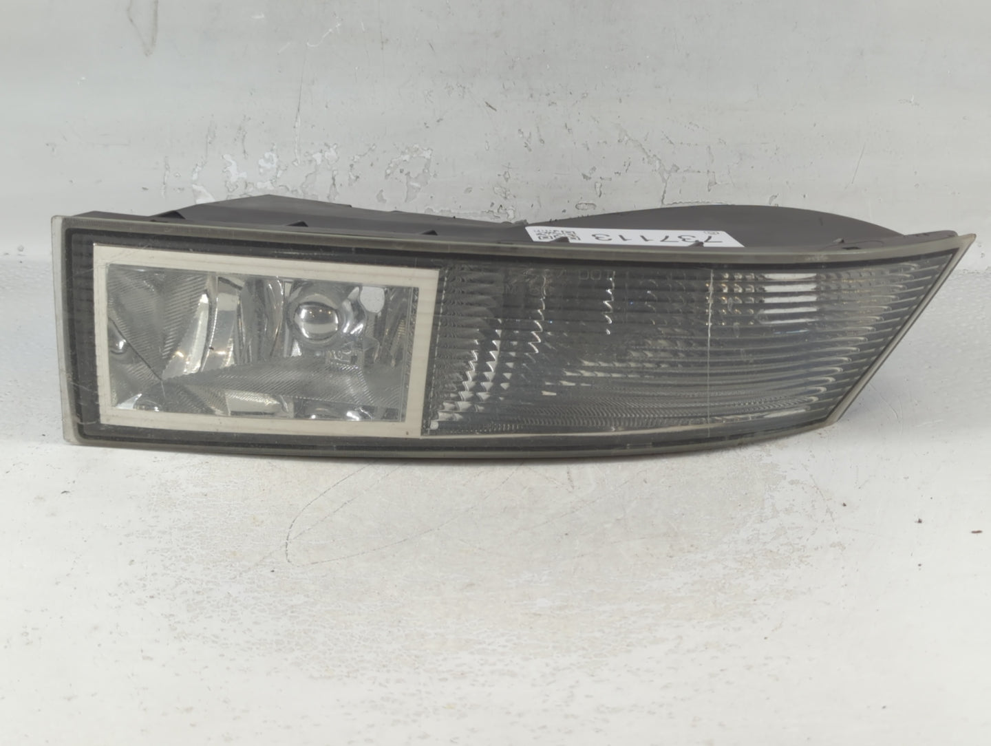 2007 Cadillac Escalade Passenger Right Oem Front Light Lamp - Oemusedautoparts1.com