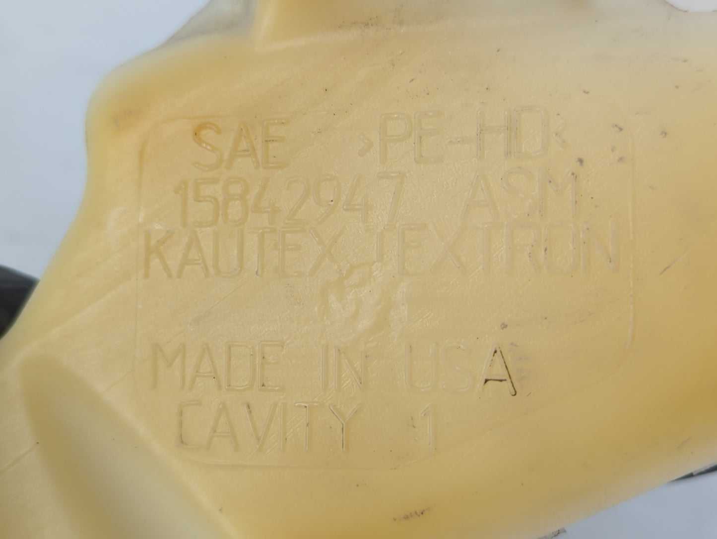 2007-2014 Cadillac Escalade Windshield Washer Fluid Reservoir Bottle Oem - Oemusedautoparts1.com