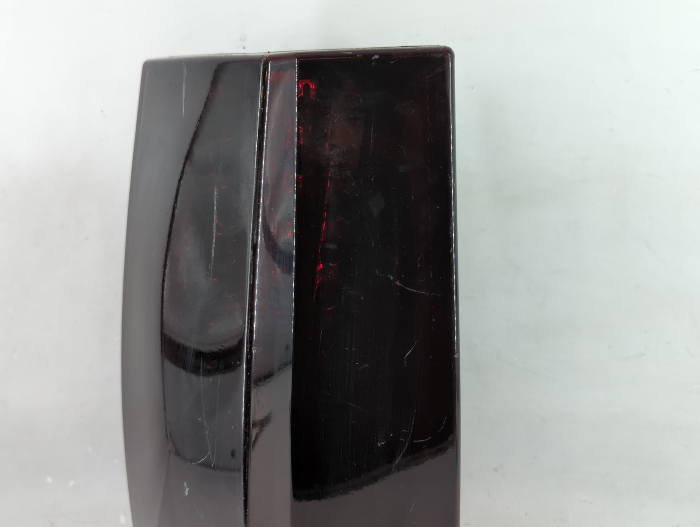 2007-2014 Cadillac Escalade Tail Light Assembly Driver Left OEM P/N:15890424 15890422 Fits OEM Used Auto Parts - Oemusedauto