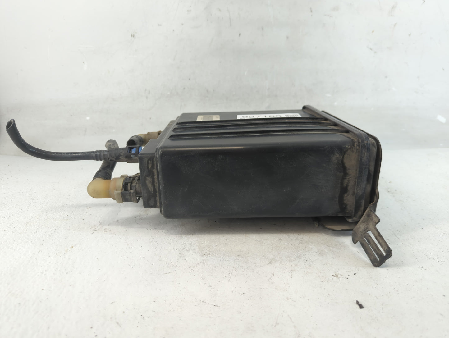 2007 Cadillac Escalade Fuel Vapor Charcoal Canister - Oemusedautoparts1.com