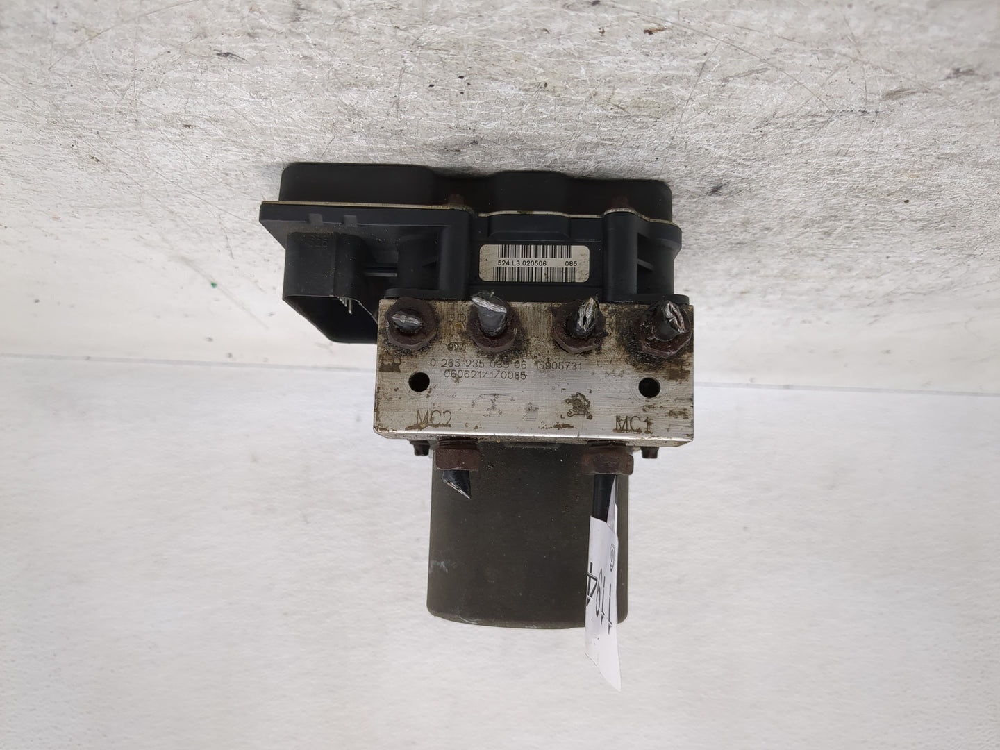 2007 Cadillac Escalade Esv ABS Pump Control Module Replacement P/N:0 265 235 099 06 Fits OEM Used Auto Parts - Oemusedautopa