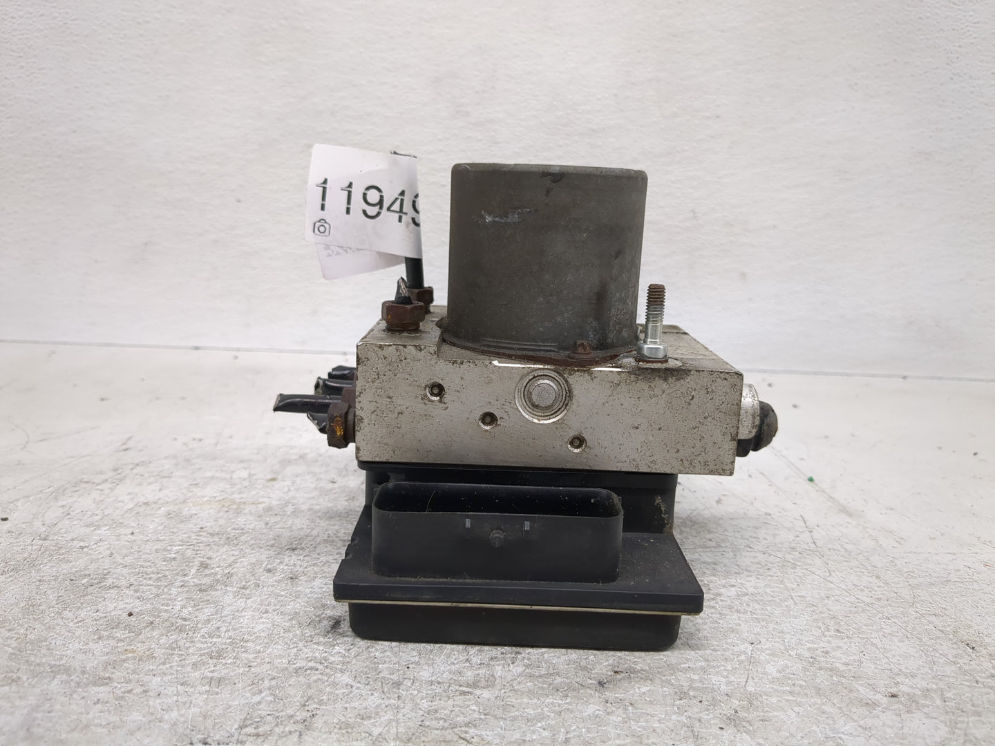2007 Cadillac Escalade Esv ABS Pump Control Module Replacement P/N:0 265 235 099 06 Fits OEM Used Auto Parts - Oemusedautopa