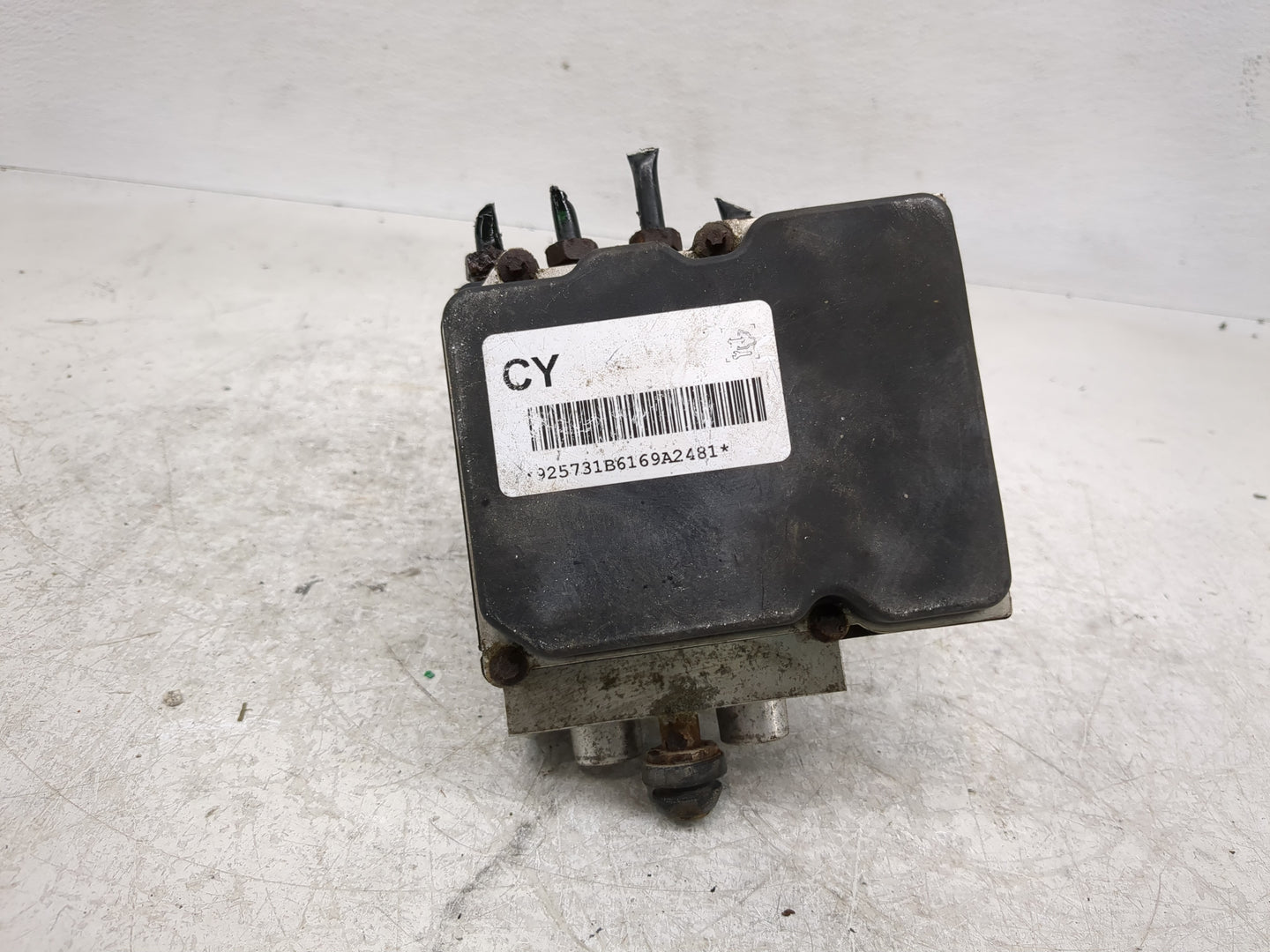 2007 Cadillac Escalade Esv ABS Pump Control Module Replacement P/N:0 265 235 099 06 Fits OEM Used Auto Parts - Oemusedautopa