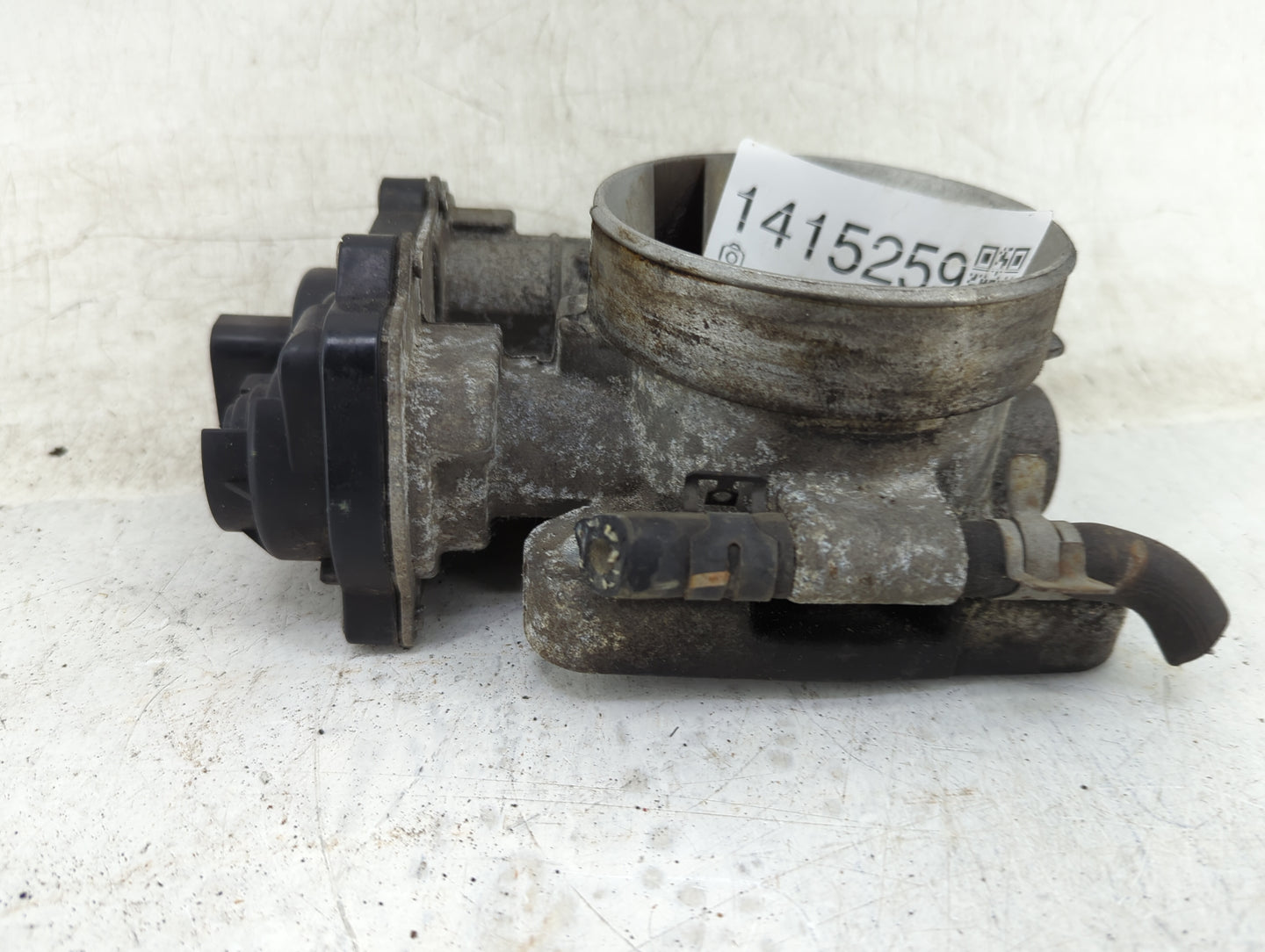 2007-2008 Cadillac Escalade Esv Throttle Body Fits Fits 2006 2007 2008 2009 OEM Used Auto Parts - Oemusedautoparts1.com