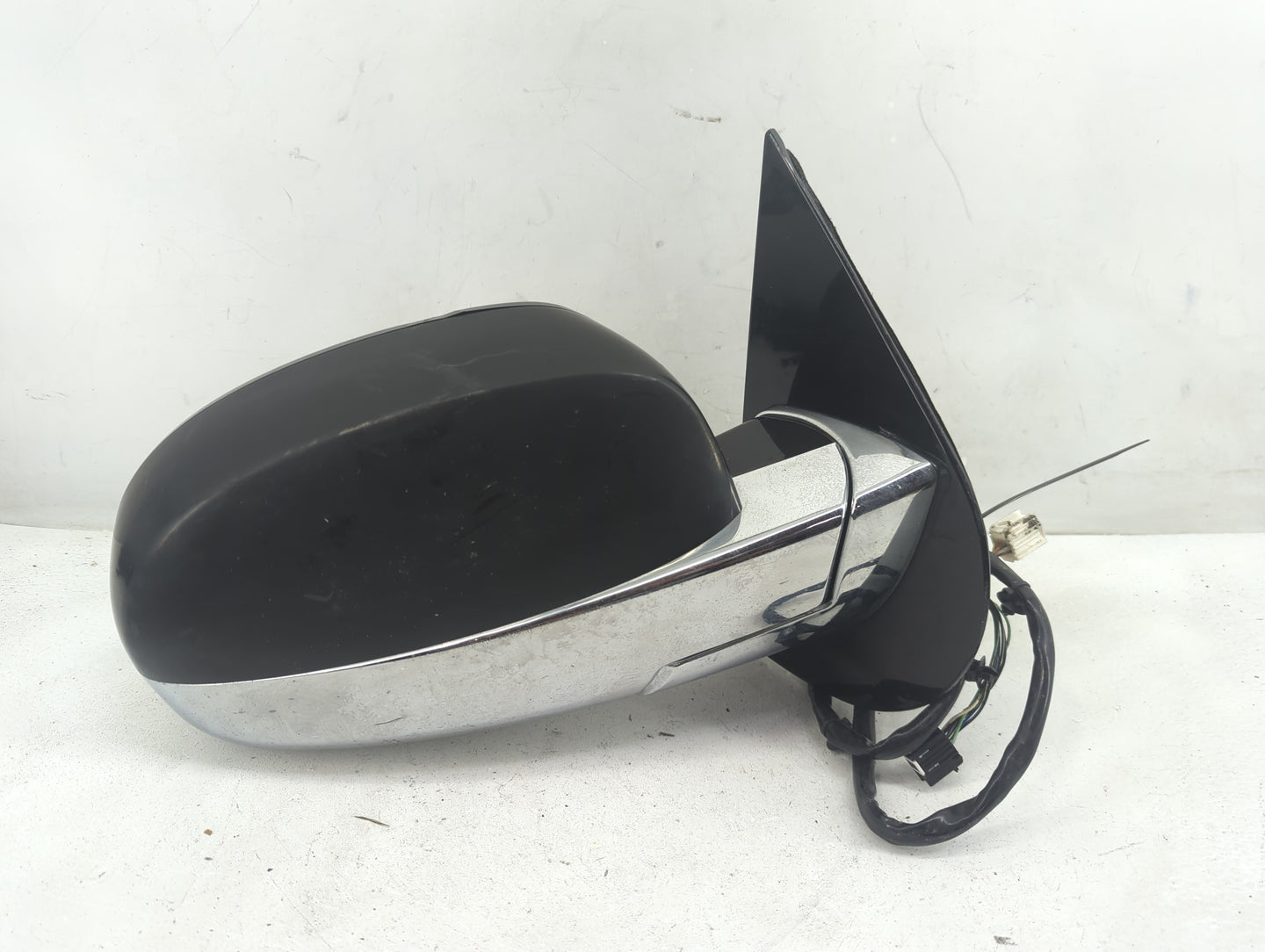 2007-2008 Cadillac Escalade Esv Passenger Side View Mirror - Right Door Mirror OEM Used - Oemusedautoparts1.com