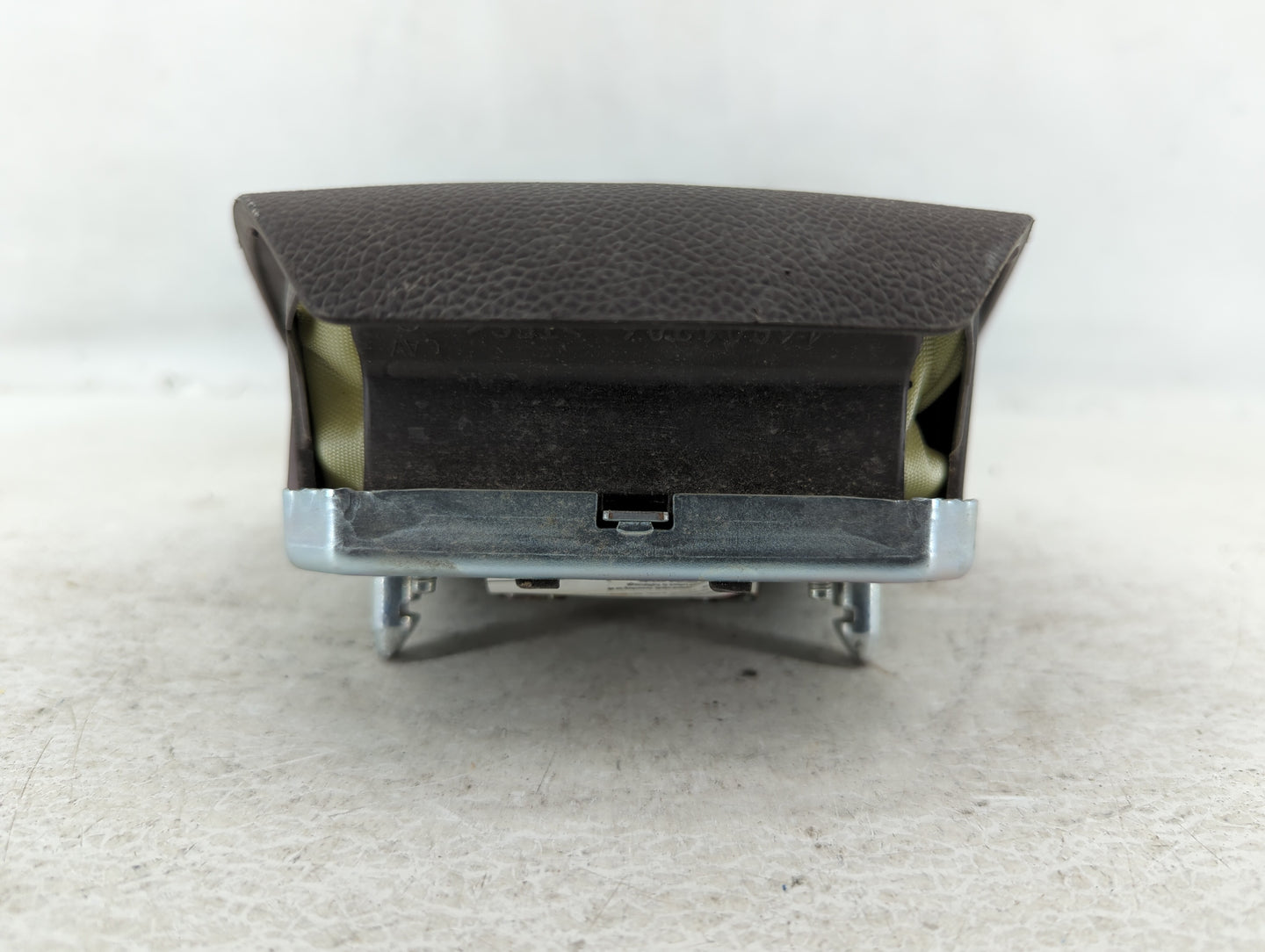 2007-2009 Cadillac Escalade Esv Air Bag Driver Left Knee OEM P/N:AB4516Q7GTMT AB4516Q7GTMT J4 Fits Fits 2007 2008 2009 OEM U