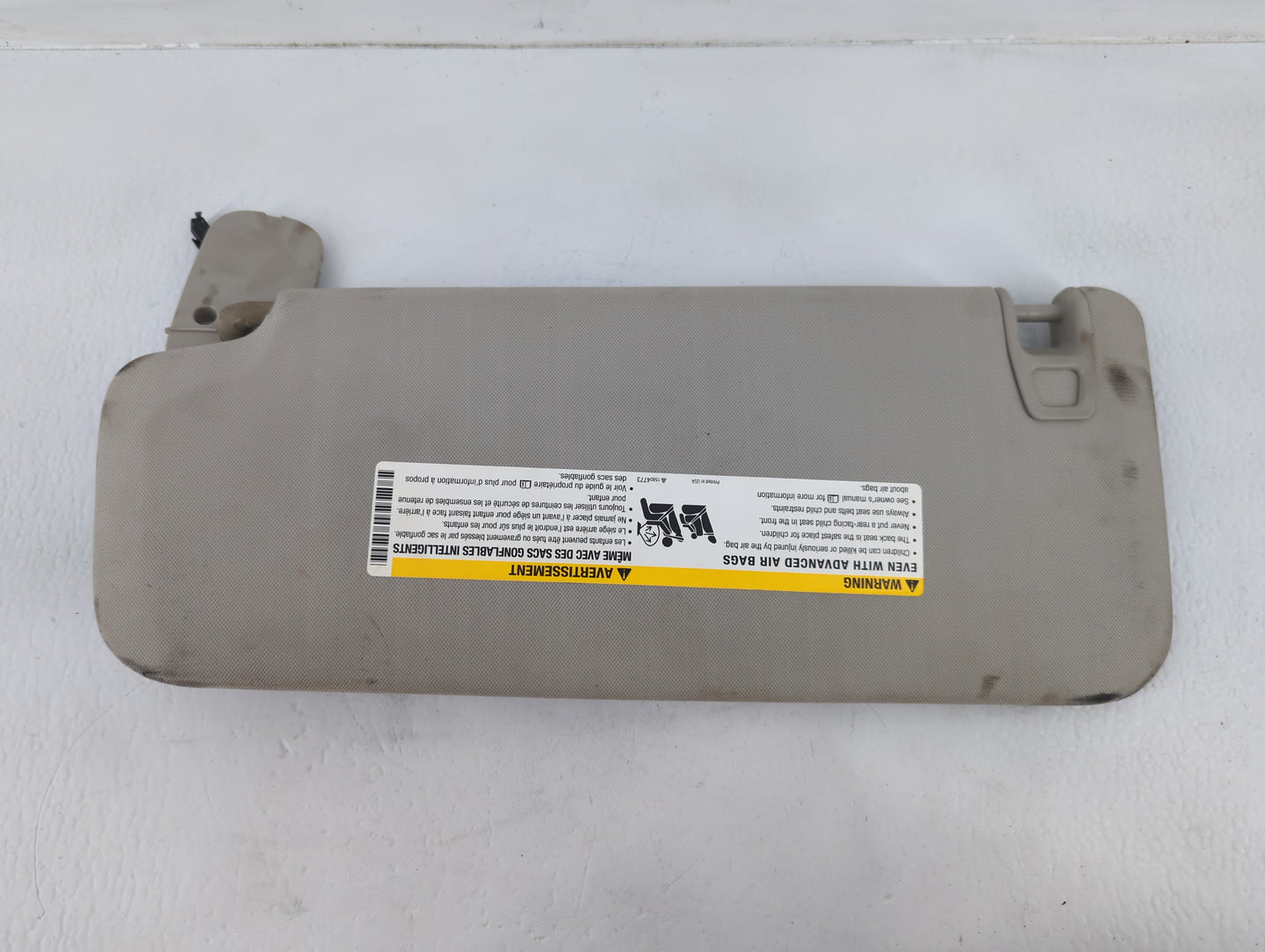 2007-2014 Cadillac Escalade Esv Sun Visor Shade Replacement Passenger Right Mirror Fits OEM Used Auto Parts - Oemusedautopar