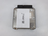 2007-2014 Cadillac Escalade Esv Driver Front Wheel Hub Oem - Oemusedautoparts1.com