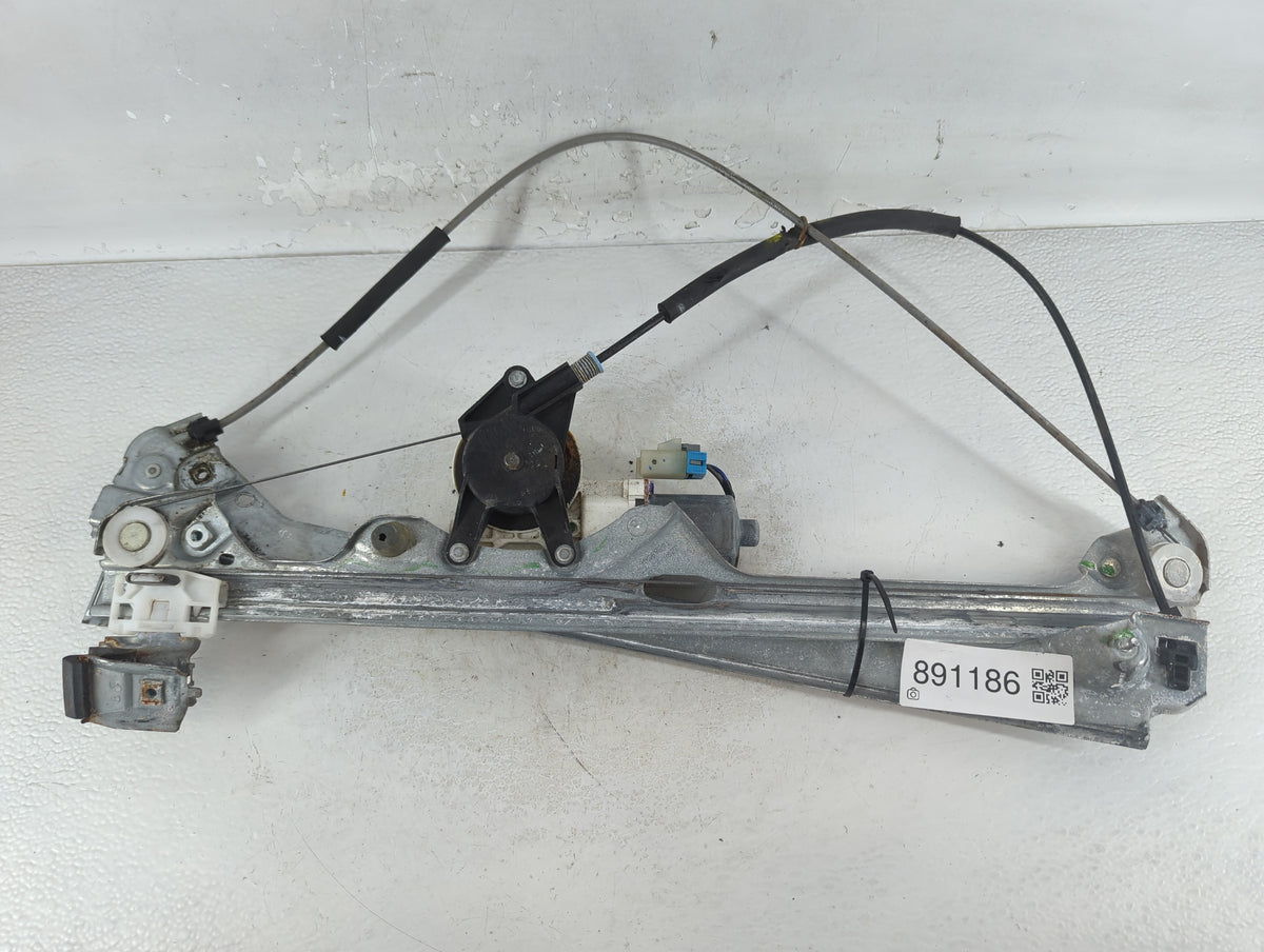 2007-2008 Cadillac Escalade Esv Driver Left Front Window Regulator - Oemusedautoparts1.com