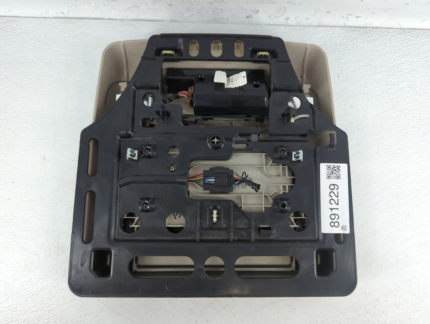 2007-2011 Cadillac Escalade Esv Overhead Roof Console Interior Dome Light - Oemusedautoparts1.com