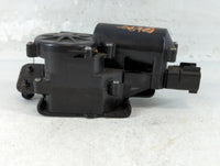 2007 Cadillac Escalade Esv Passenger Center Pillar Oem - Oemusedautoparts1.com