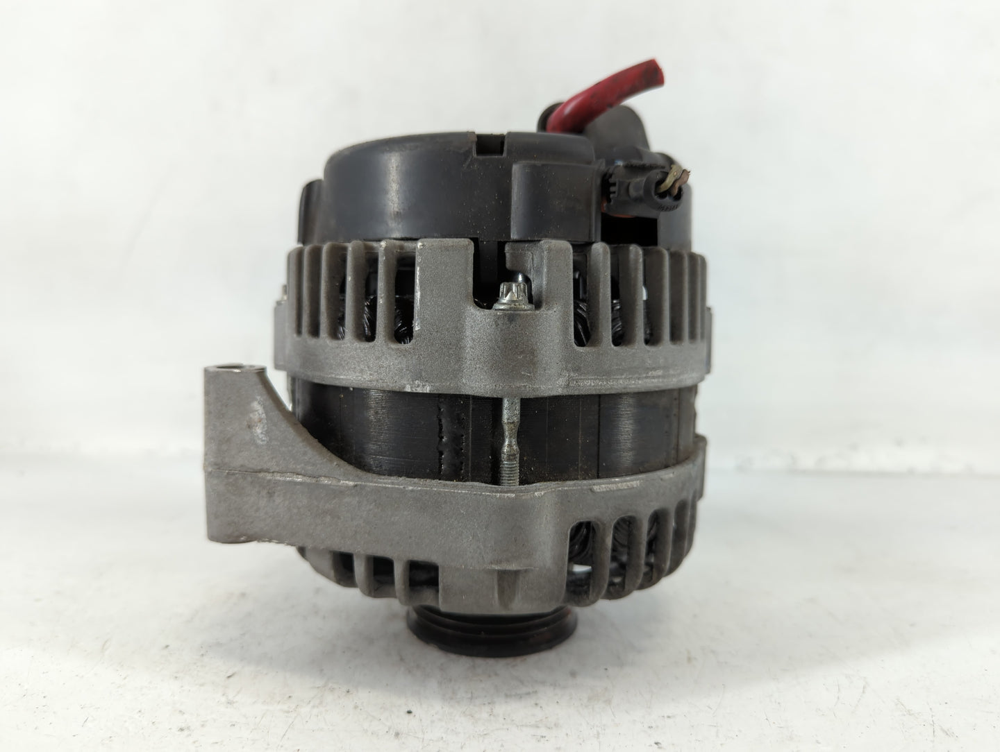 2007-2013 Cadillac Escalade Ext Alternator Replacement Generator Charging Assembly Engine OEM Fits OEM Used Auto Parts - Oem
