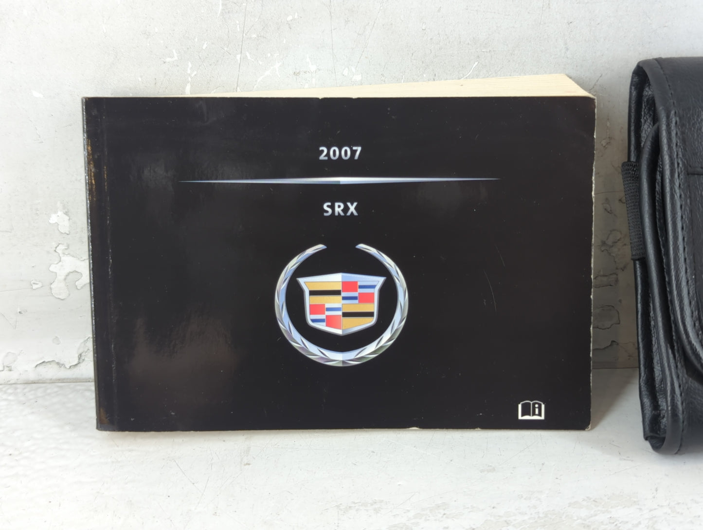 2007 Cadillac Srx Owners Manual Book Guide P/N:15861908 OEM Used Auto Parts - Oemusedautoparts1.com