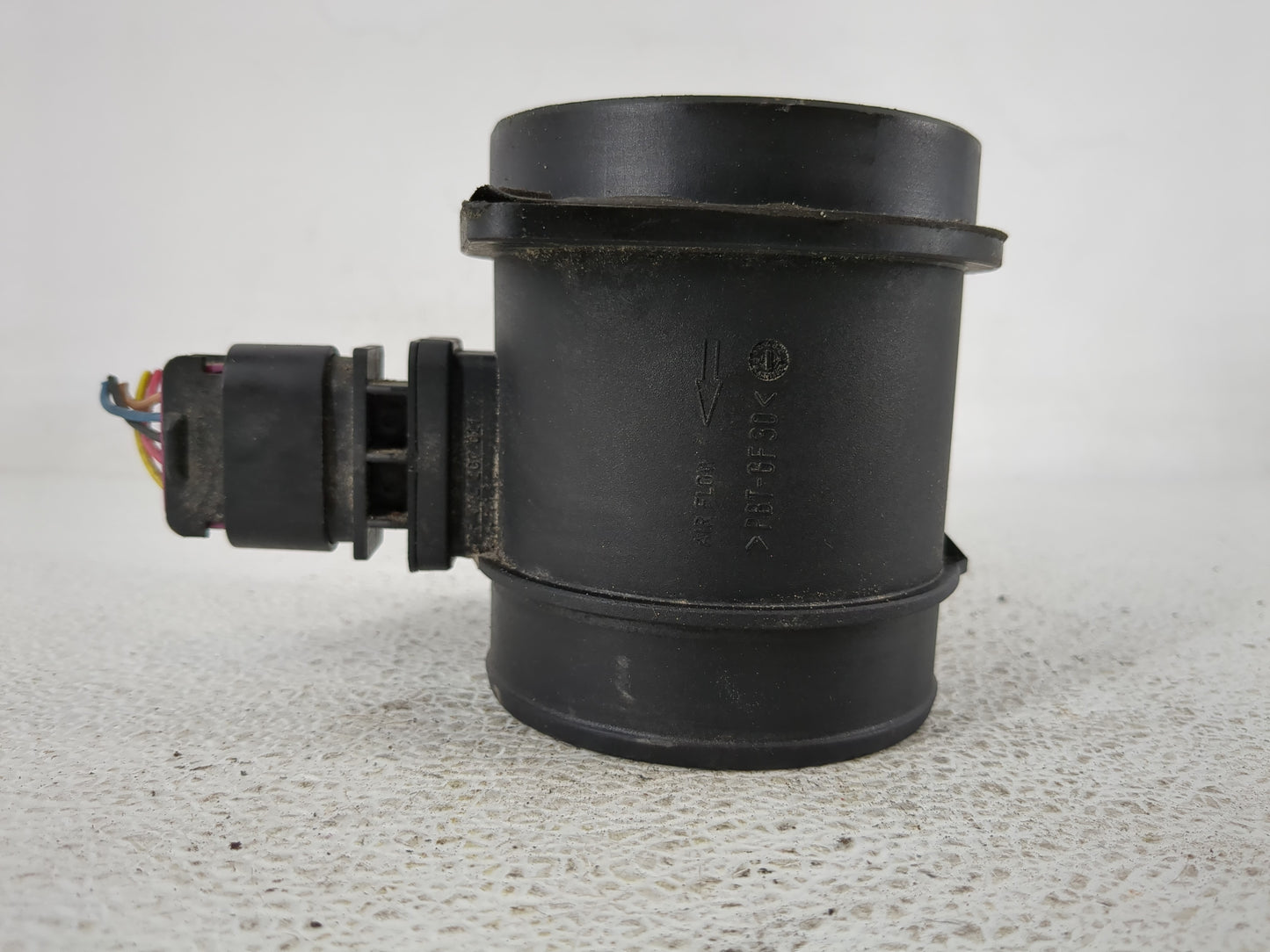 Cadillac Srx Mass Air Flow Meter Maf - Oemusedautoparts1.com