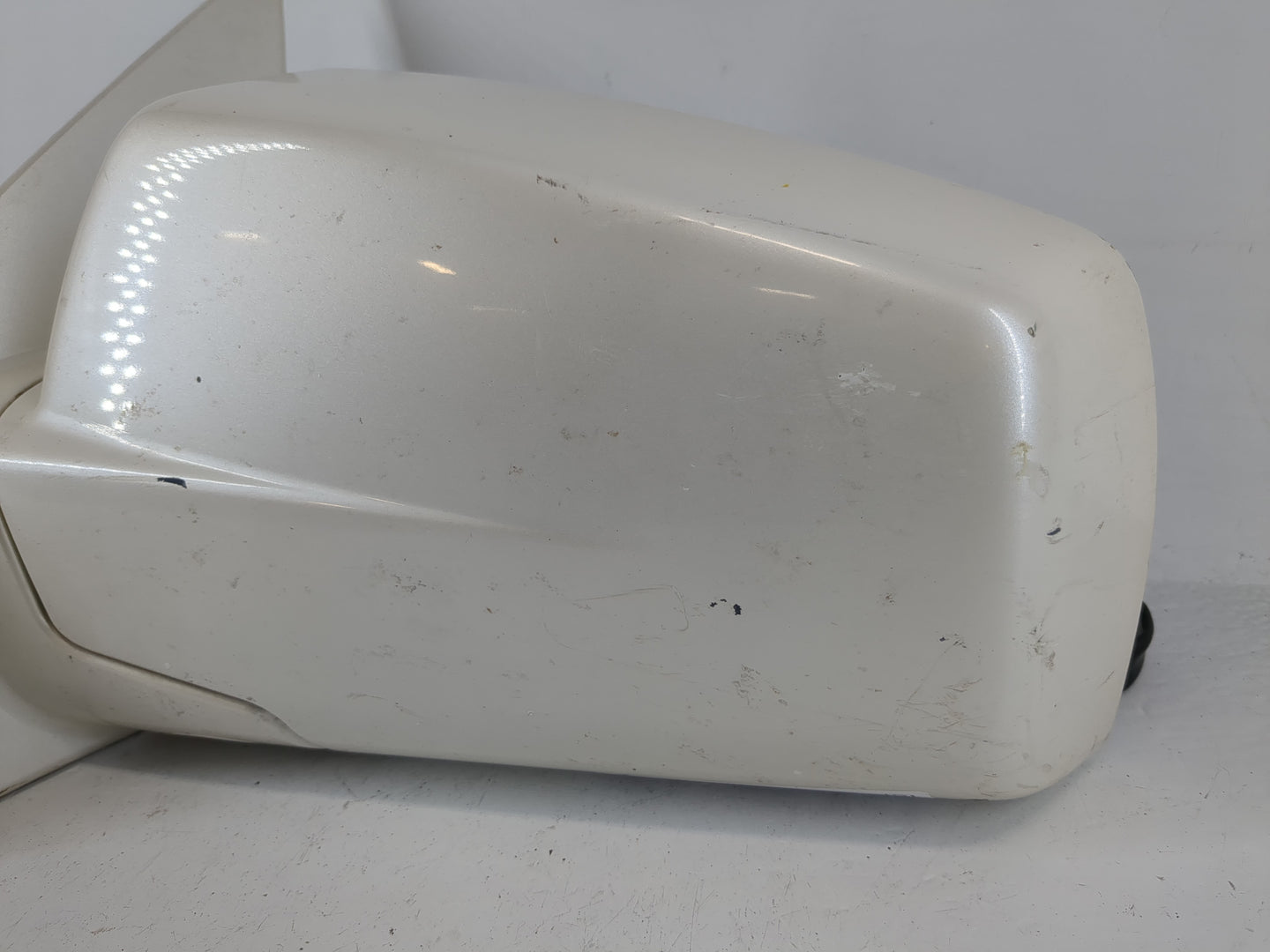 2007-2009 Cadillac Srx Driver Side View Mirror - Left Door Mirror OEM Used - Oemusedautoparts1.com