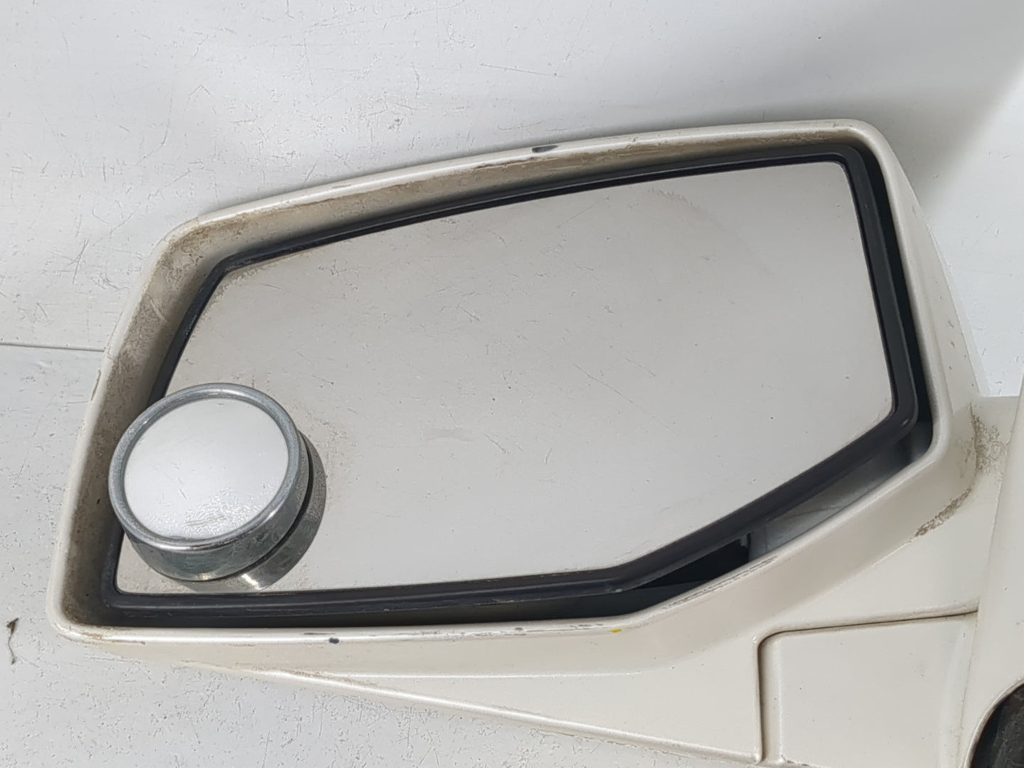 2007-2009 Cadillac Srx Side Mirror Replacement Driver Left View Door Mirror P/N:15807430 Fits Fits 2007 2008 2009 OEM Used A