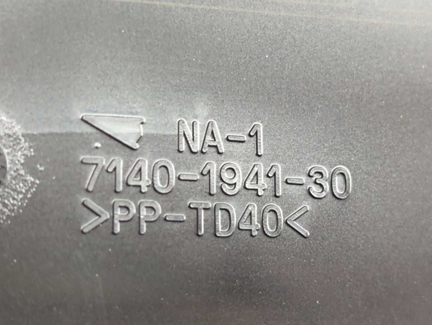 2007 Cadillac Srx Fusebox Fuse Box Panel Relay Module P/N:7140-1941-30 Fits OEM Used Auto Parts - Oemusedautoparts1.com