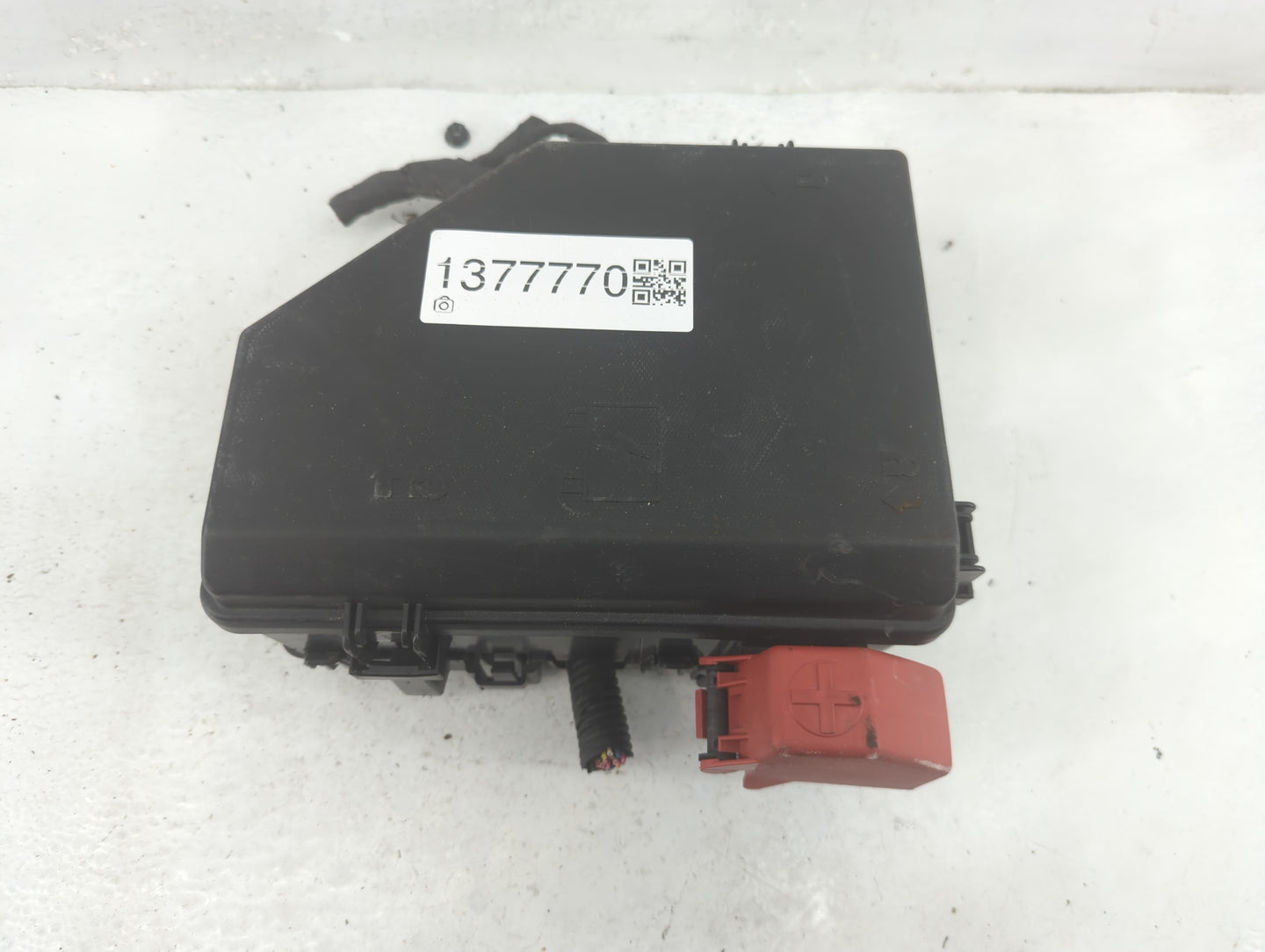 2007 Cadillac Srx Fusebox Fuse Box Panel Relay Module P/N:7140-5029-30 Fits OEM Used Auto Parts - Oemusedautoparts1.com