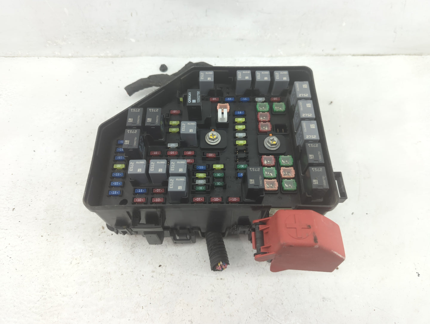 2007 Cadillac Srx Fusebox Fuse Box Panel Relay Module P/N:7140-5029-30 Fits OEM Used Auto Parts - Oemusedautoparts1.com