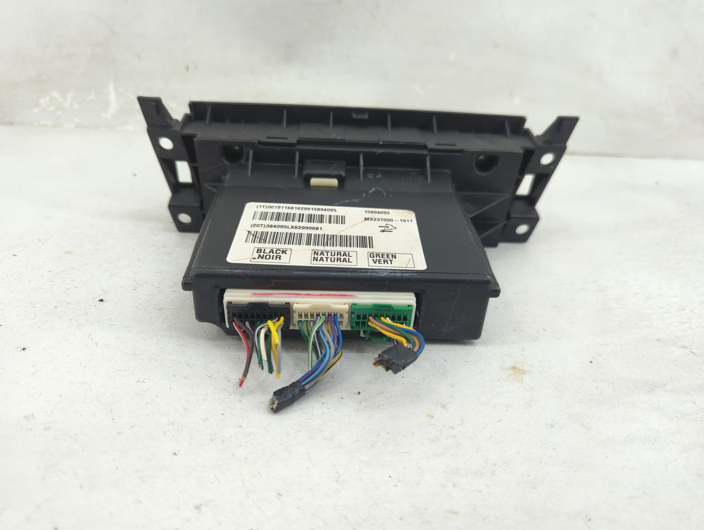 2007 Cadillac Srx Climate Control Module Temperature AC/Heater Replacement Fits OEM Used Auto Parts - Oemusedautoparts1.com