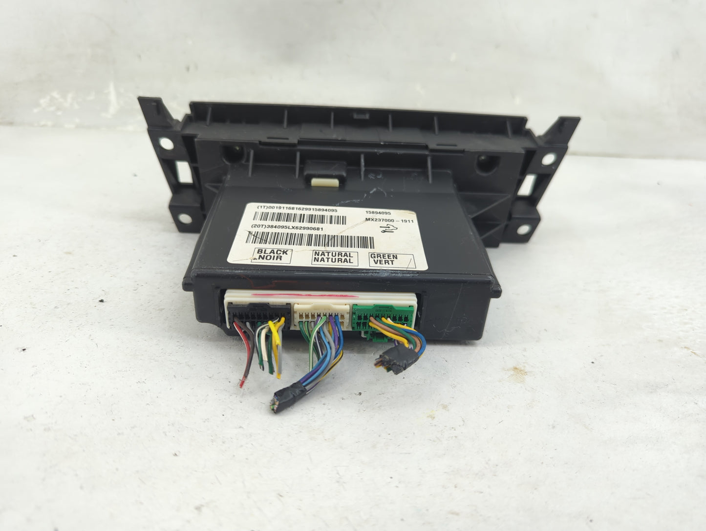 2007 Cadillac Srx Climate Control Module Temperature AC/Heater Replacement Fits OEM Used Auto Parts - Oemusedautoparts1.com