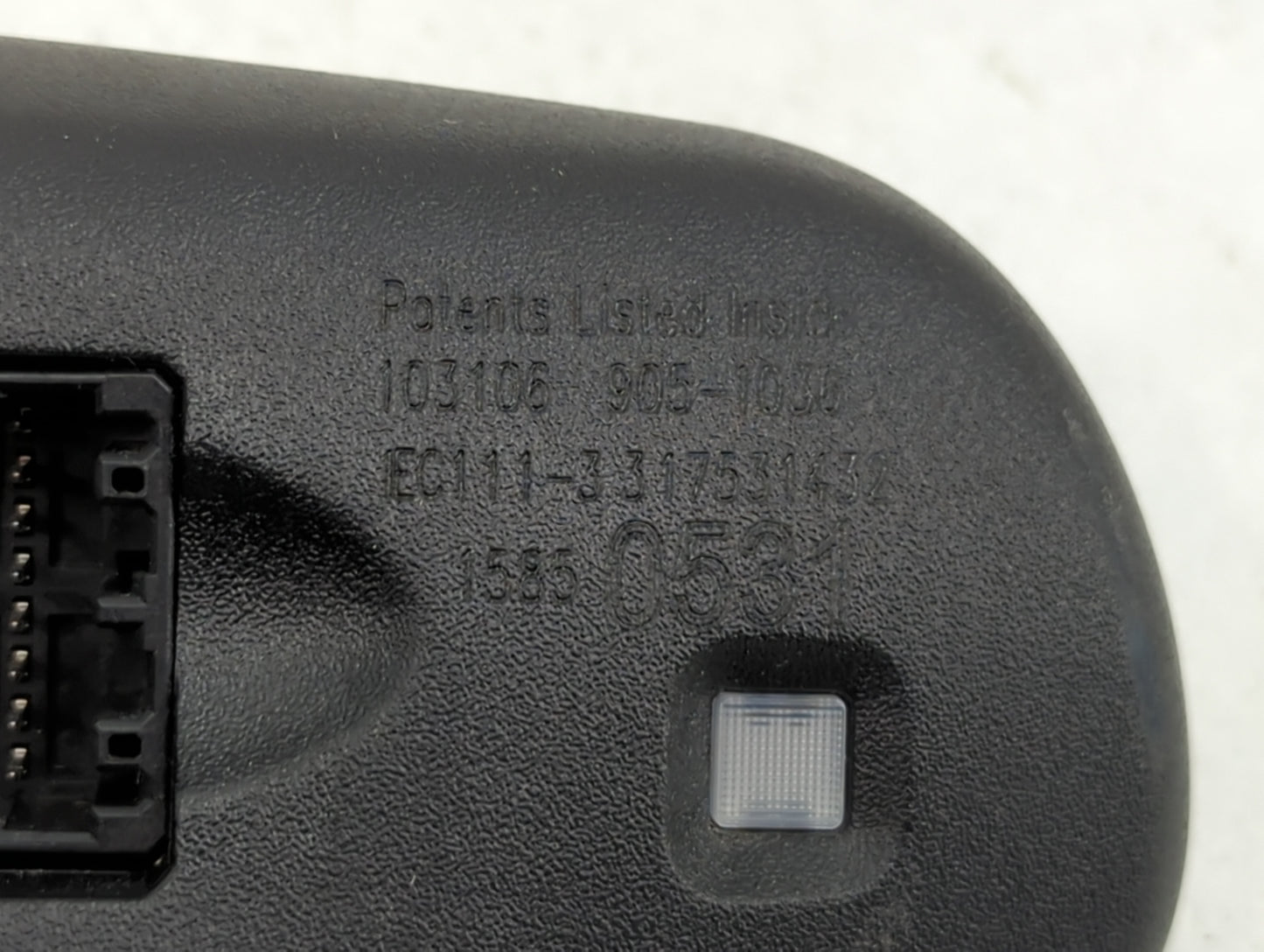 2004-2009 Cadillac Srx Interior Rear View Mirror Replacement OEM P/N:15850531 Fits OEM Used Auto Parts - Oemusedautoparts1.c