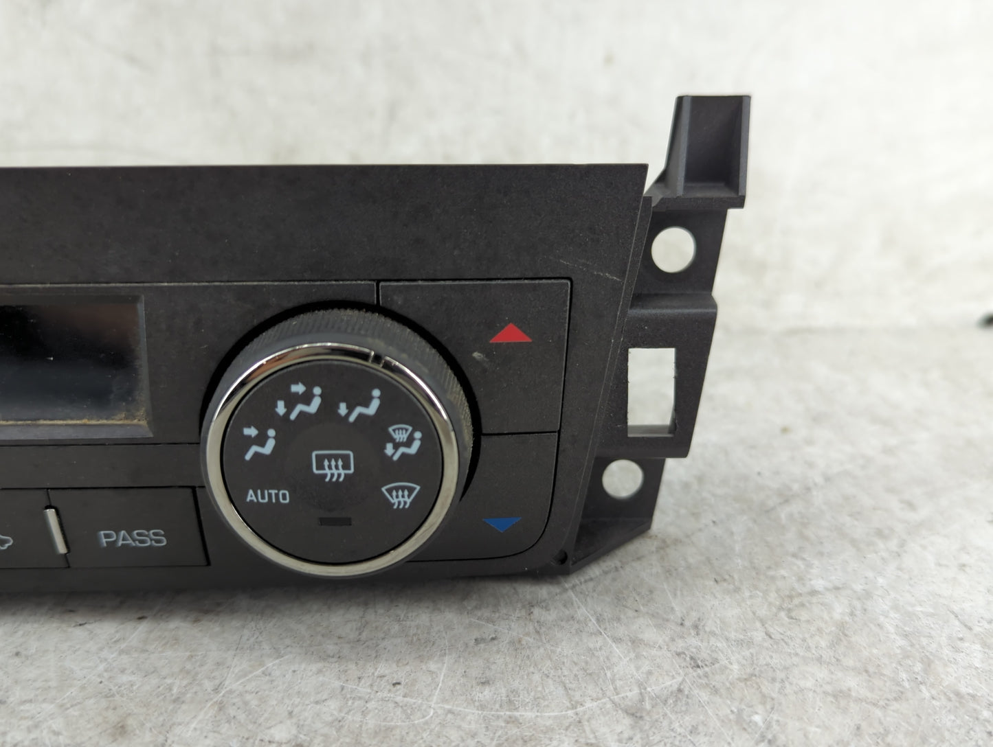 2007 Cadillac Srx Climate Control Module Temperature AC/Heater Replacement Fits OEM Used Auto Parts - Oemusedautoparts1.com