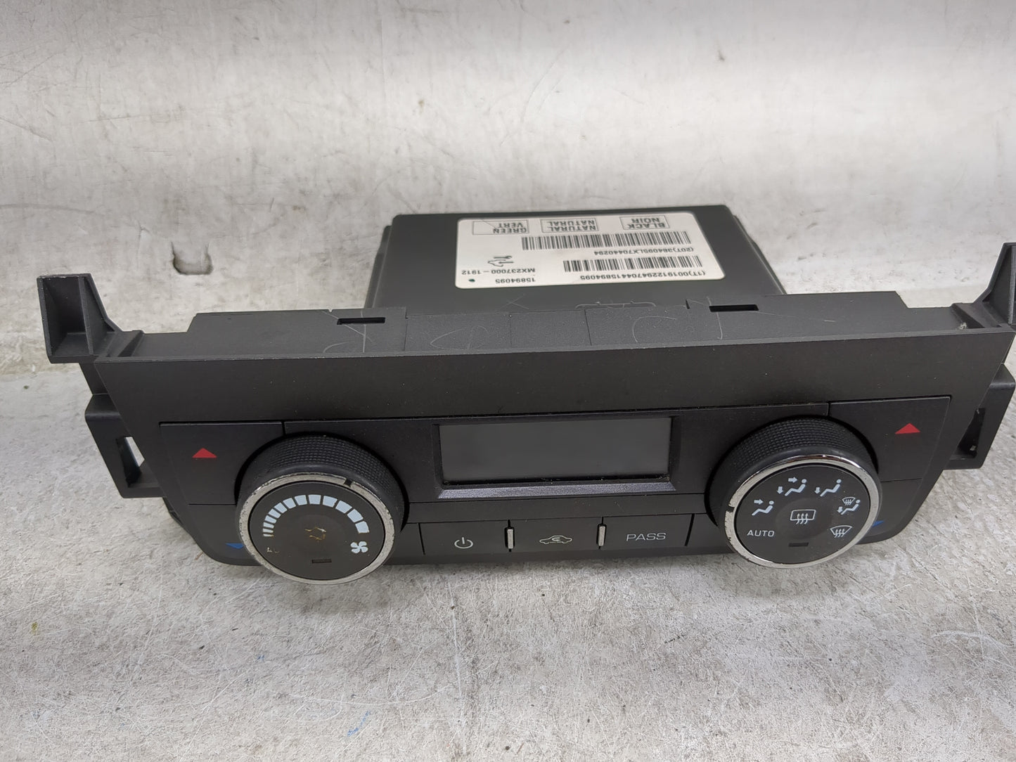 2007 Cadillac Srx Climate Control Module Temperature AC/Heater Replacement P/N:15894095 Fits OEM Used Auto Parts - Oemusedau