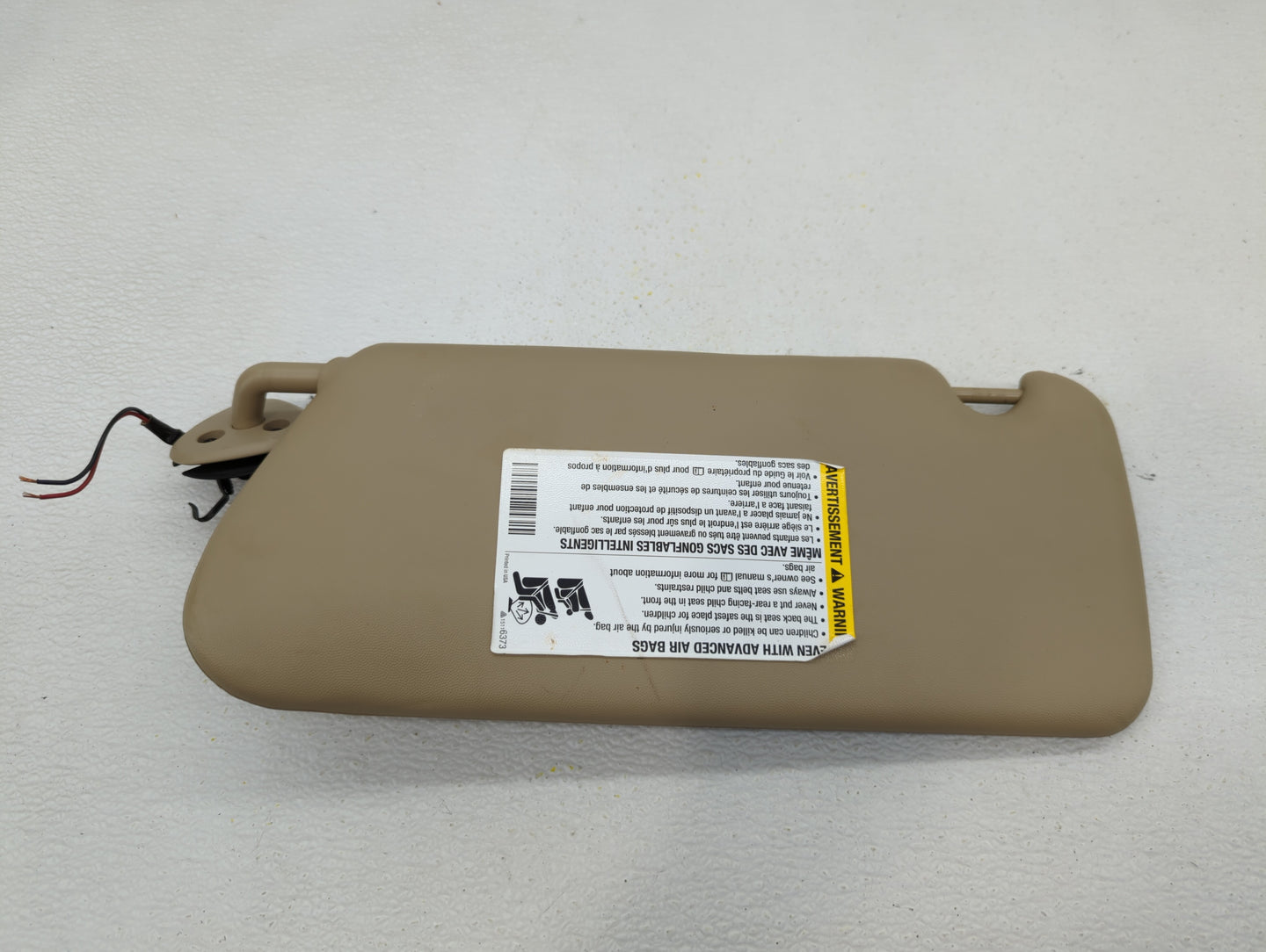 2007-2009 Cadillac Srx Sun Visor Shade Replacement Passenger Right Mirror Fits Fits 2007 2008 2009 OEM Used Auto Parts - Oem