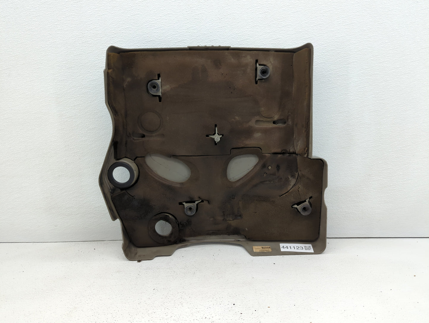 2007 Cadillac Srx Engine Cover - Oemusedautoparts1.com