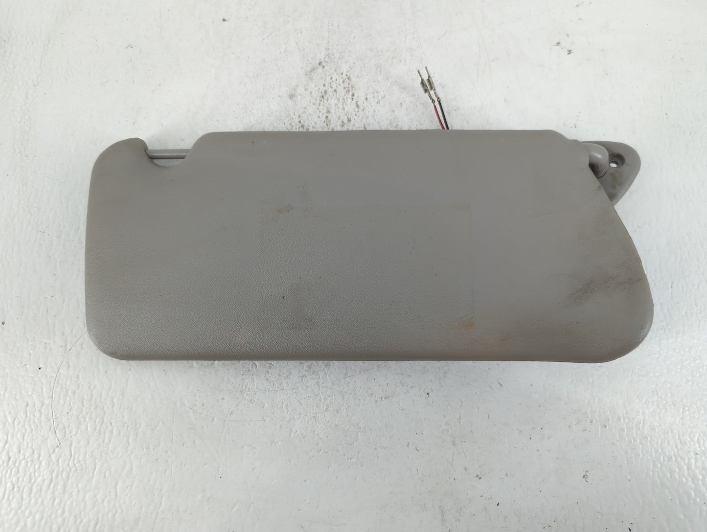 2007-2009 Cadillac Srx Sun Visor Shade Replacement Driver Left Mirror Fits Fits 2007 2008 2009 OEM Used Auto Parts - Oemused