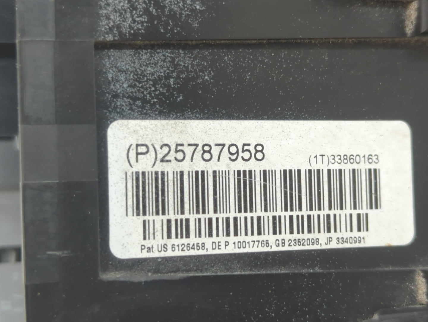 2007 Cadillac Srx Fusebox Fuse Box Panel Relay Module P/N:25787958 25787959 Fits OEM Used Auto Parts - Oemusedautoparts1.com
