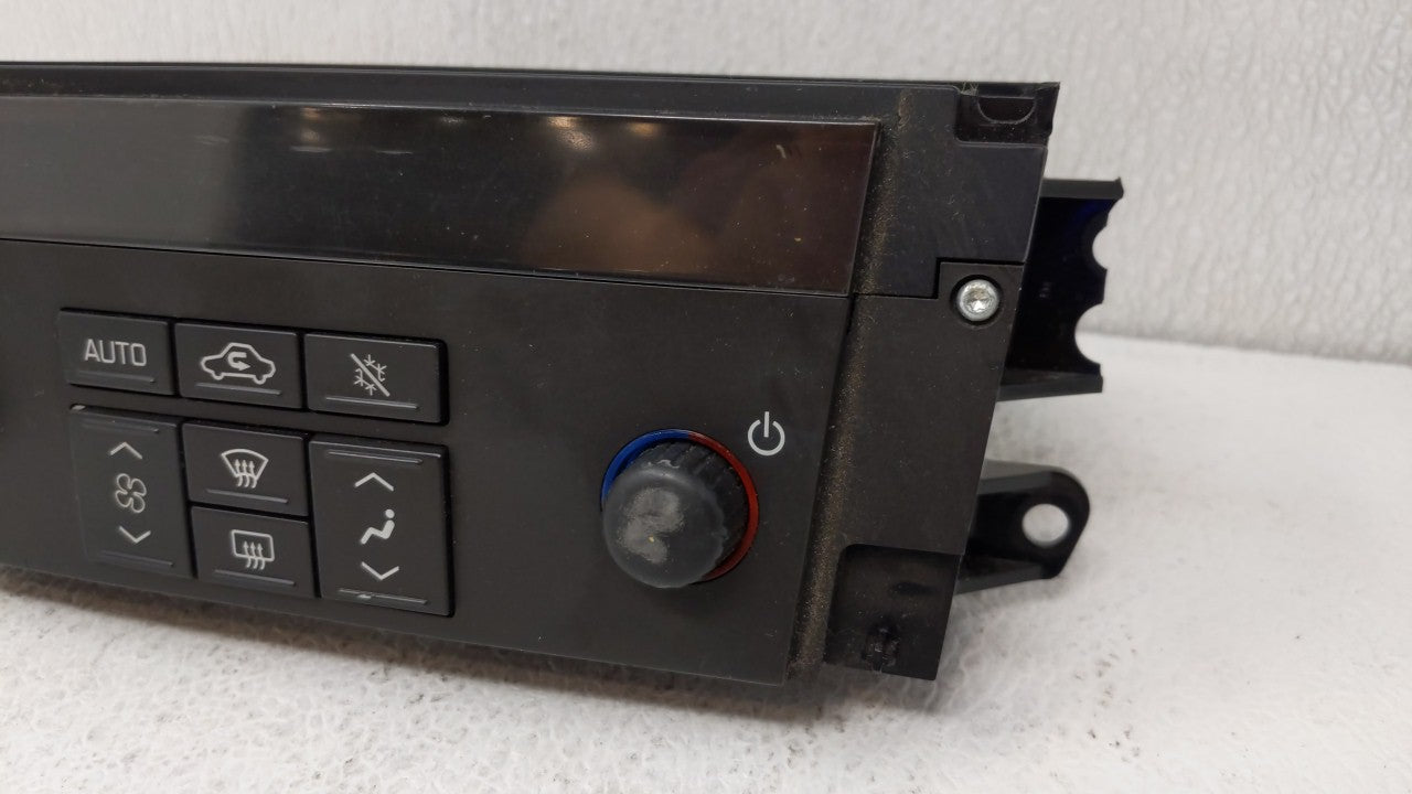 2007 Cadillac Sts Climate Control Module Temperature AC/Heater Replacement P/N:15916378 Fits OEM Used Auto Parts - Oemusedau