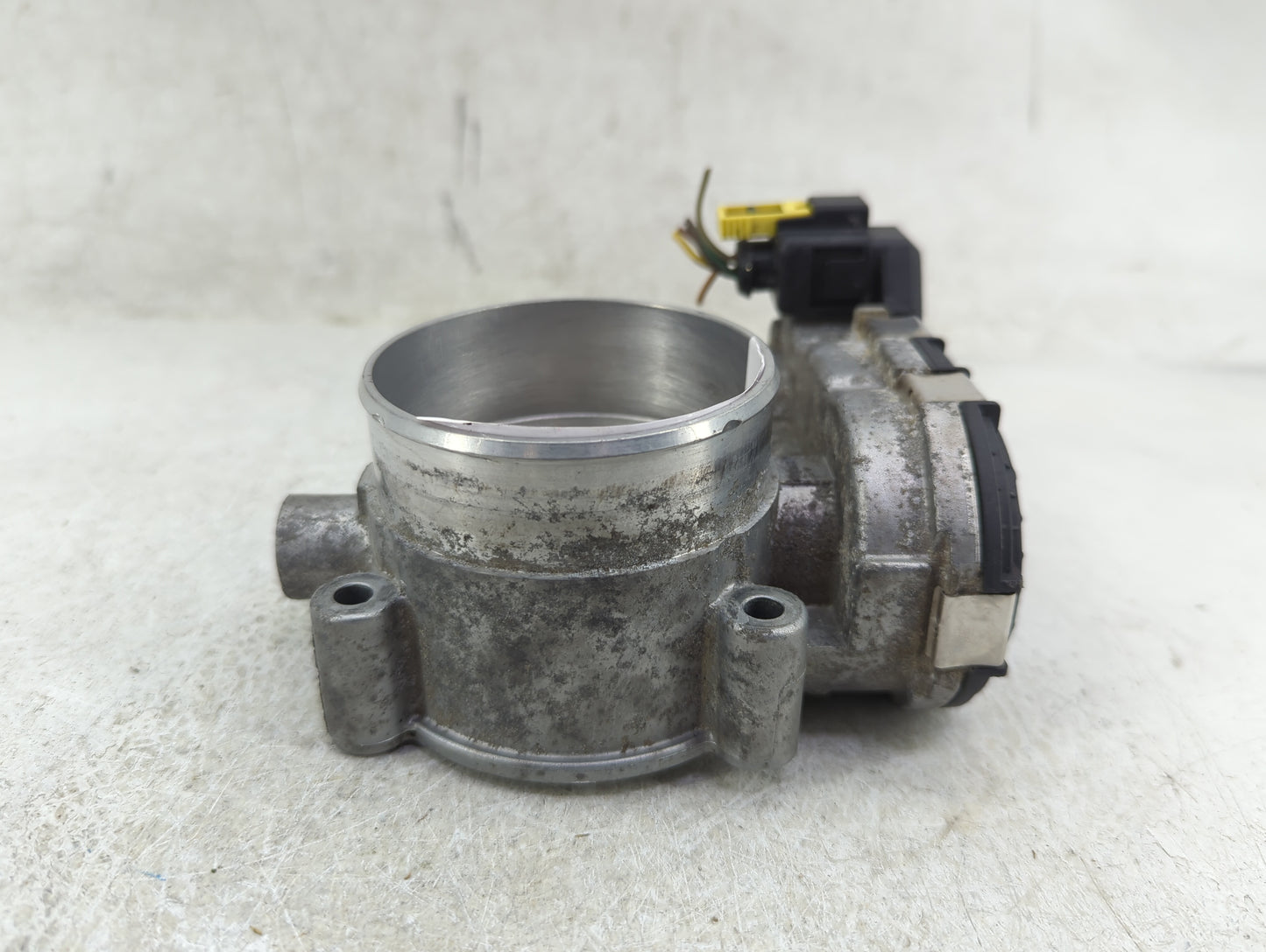 2005-2007 Cadillac Sts Throttle Body P/N:0 280 750 202 12589056 Fits Fits 2004 2005 2006 2007 2008 OEM Used Auto Parts - Oem