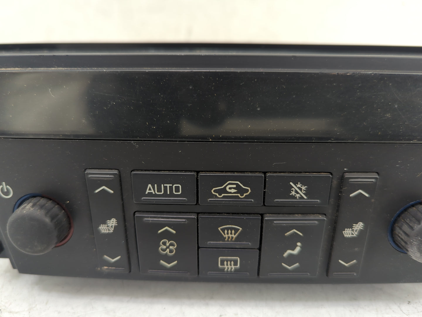 2007 Cadillac Sts Climate Control Module Temperature AC/Heater Replacement P/N:15916379 Fits OEM Used Auto Parts - Oemusedau