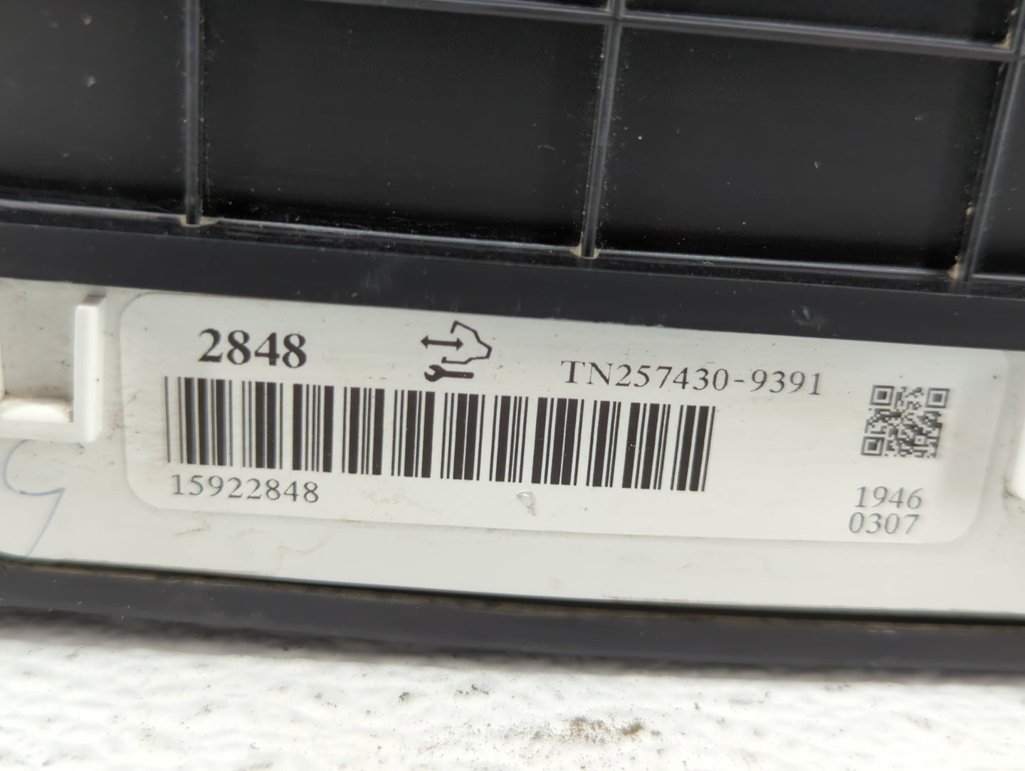 2007 Cadillac Sts Instrument Cluster Speedometer Gauges P/N:25779665 Fits OEM Used Auto Parts - Oemusedautoparts1.com