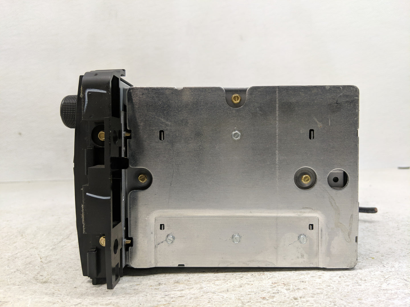 2007 Chevrolet Avalanche 1500 Radio AM FM Cd Player Receiver Replacement P/N:25799568 15909952 Fits Fits 2008 2009 2010 OEM 