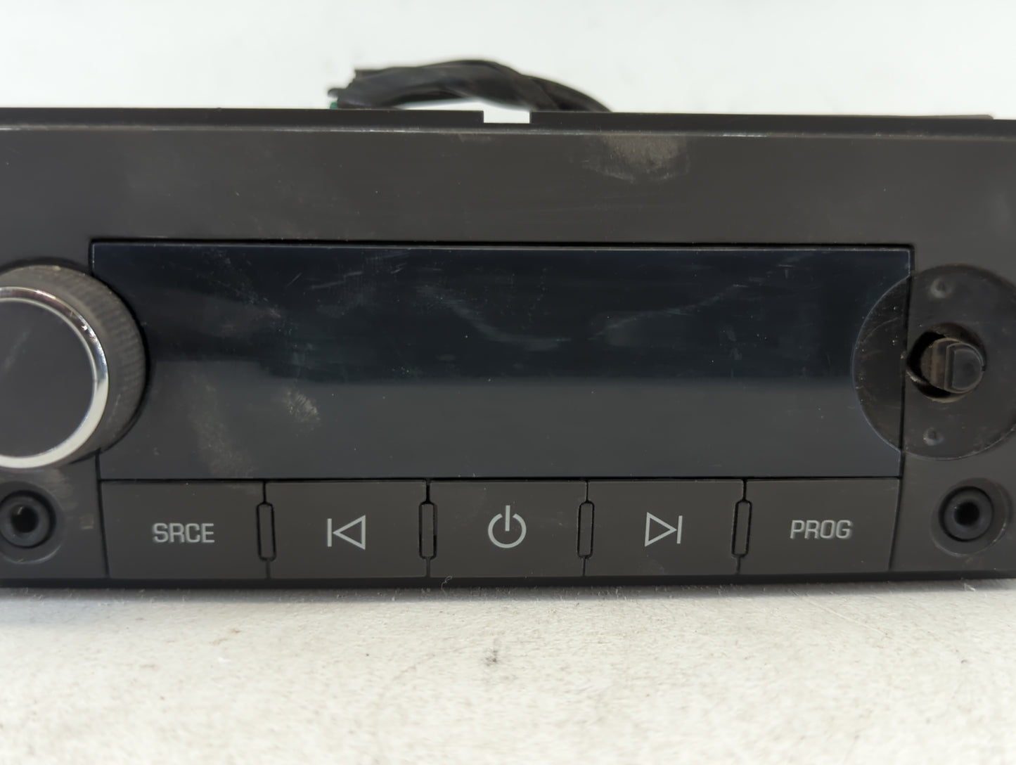Chevrolet Avalanche 1500 Am Fm Cd Player Radio Receiver - Oemusedautoparts1.com