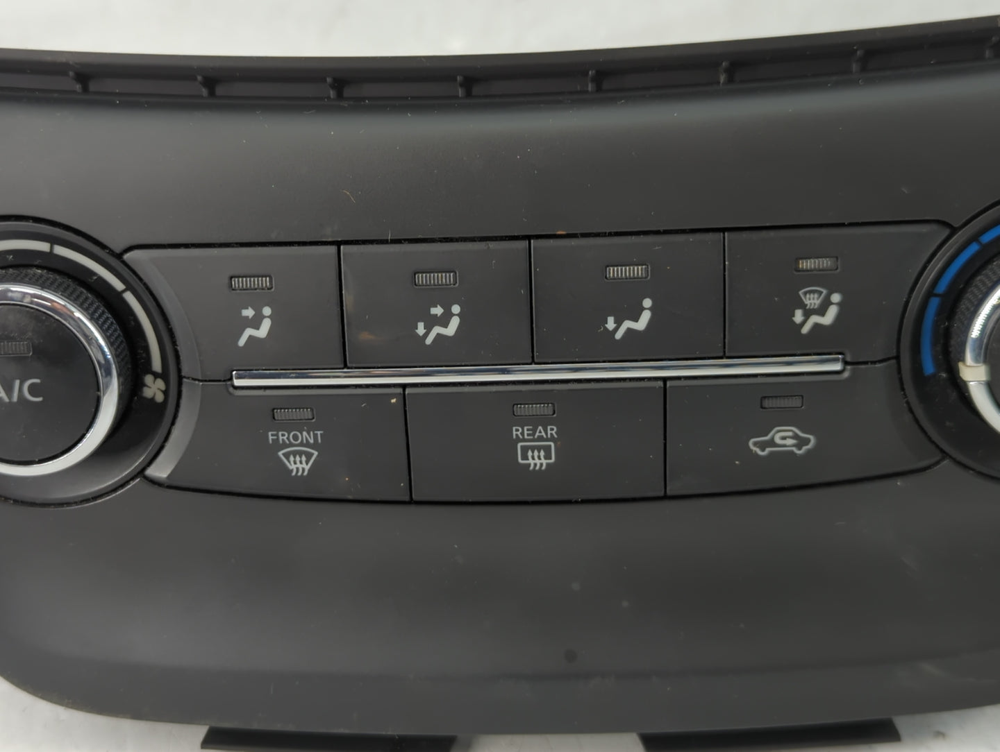 2007 Chevrolet Avalanche 1500 Climate Control Module Temperature AC/Heater Replacement P/N:275004AT2A Fits Fits 2008 2009 OE