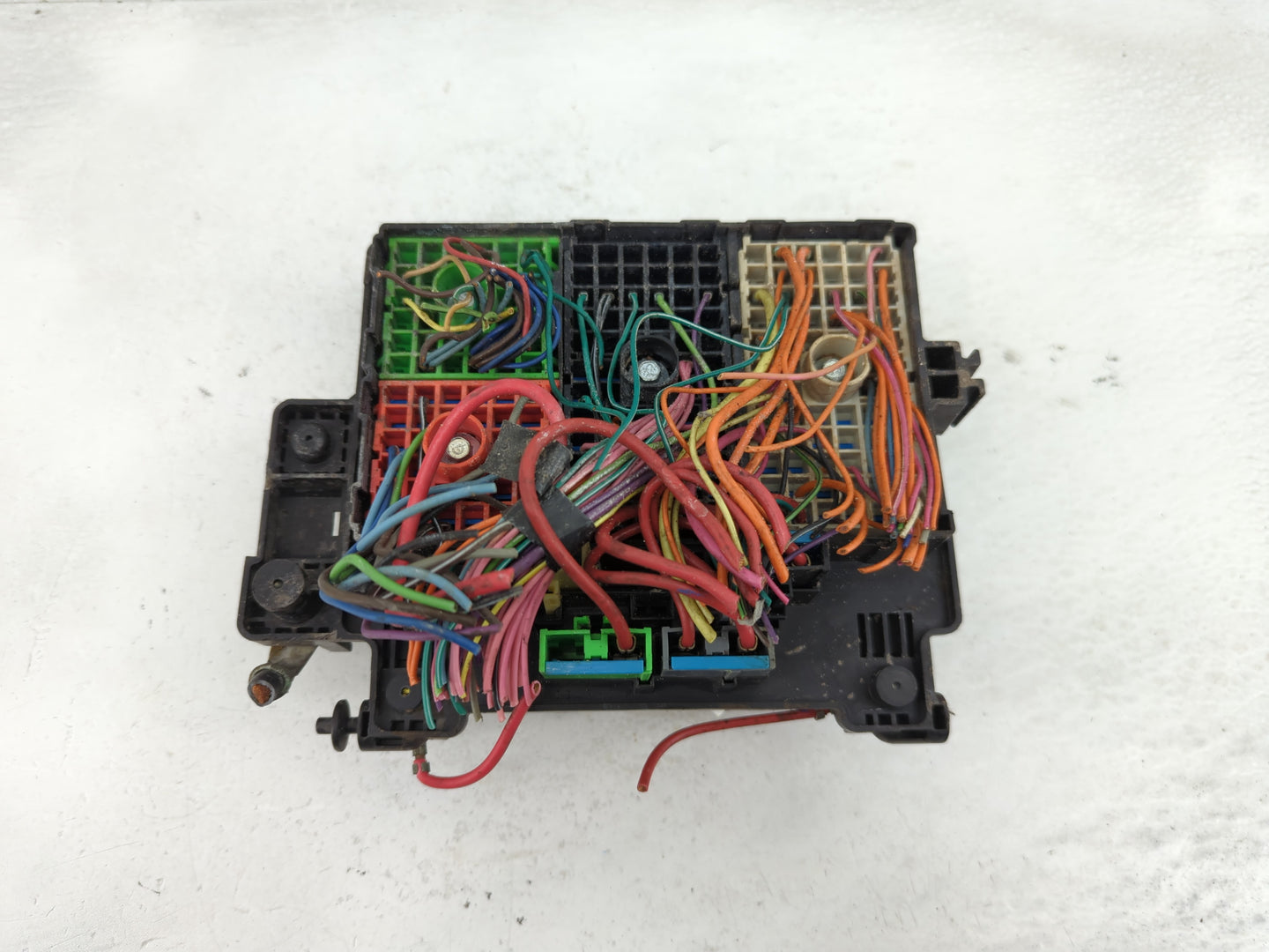 2007 Chevrolet Chevy Fusebox Fuse Box Panel Relay Module P/N:15177117-01 Fits OEM Used Auto Parts - Oemusedautoparts1.com