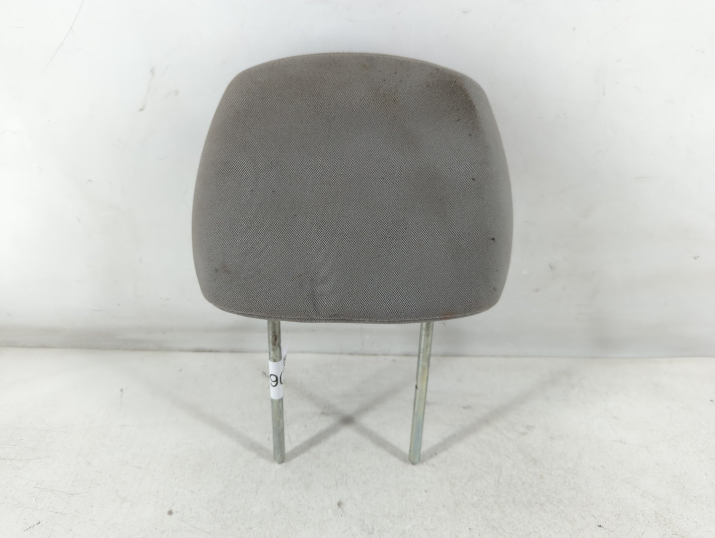 2006-2010 Chevrolet Cobalt Headrest Head Rest Front Driver Passenger Seat Fits Fits 2006 2007 2008 2009 2010 OEM Used Auto P