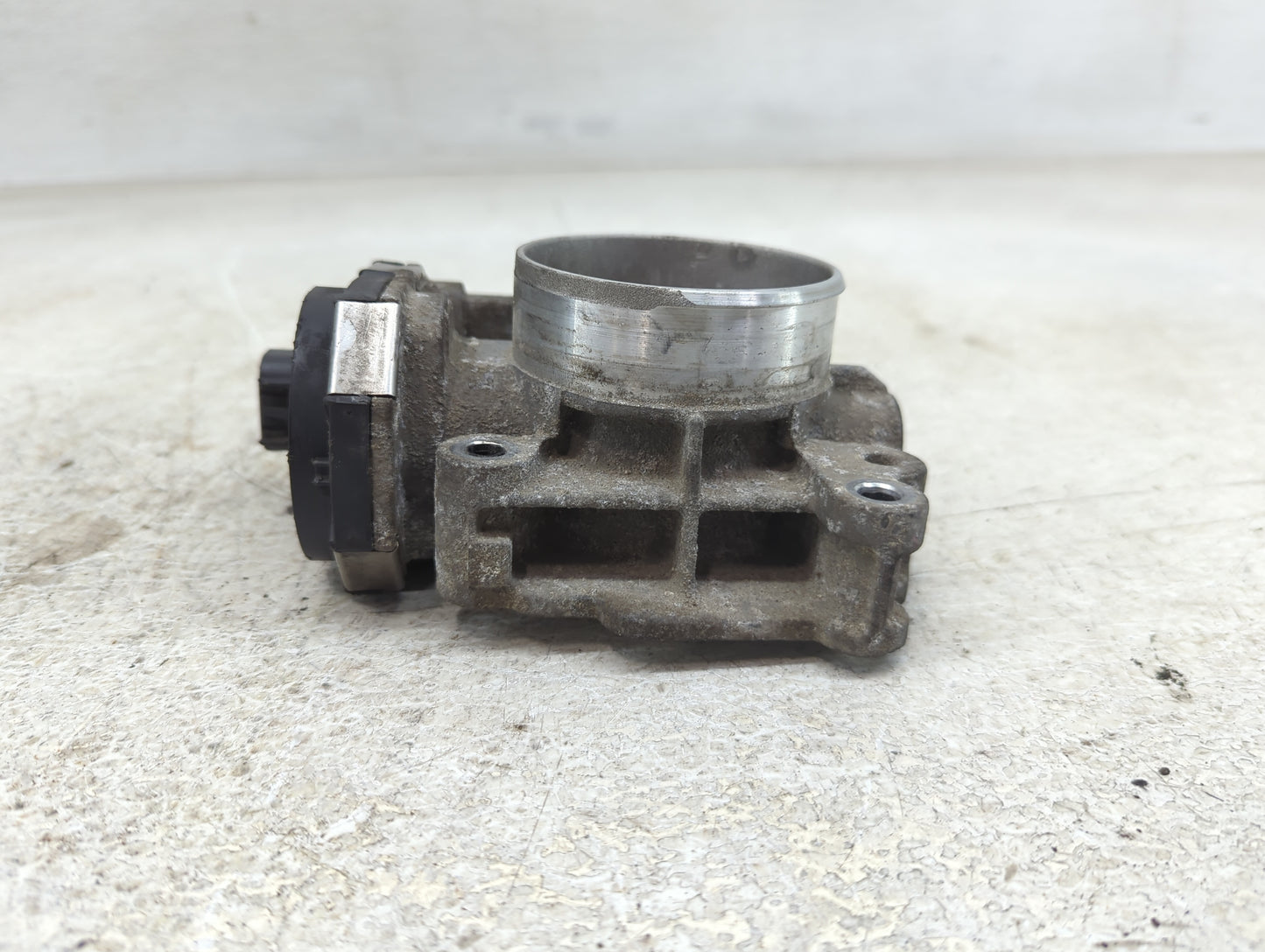2007-2010 Chevrolet Cobalt Throttle Body Fits Fits 2007 2008 2009 2010 2011 OEM Used Auto Parts - Oemusedautoparts1.com