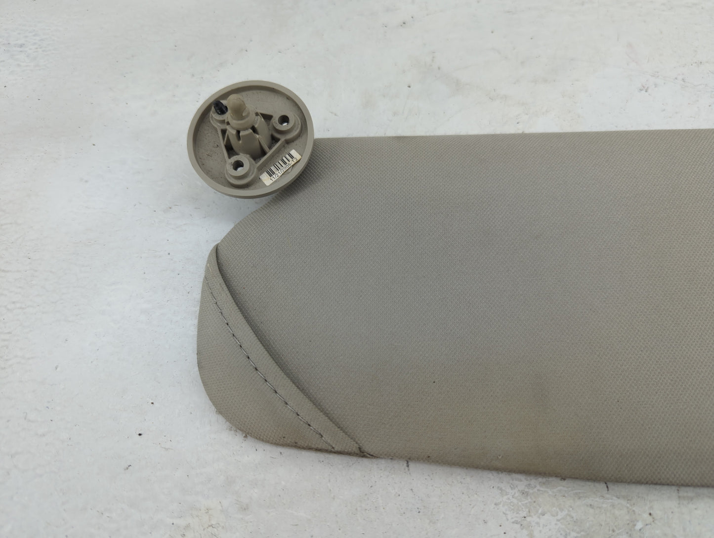 2005-2010 Chevrolet Cobalt Sun Visor Shade Replacement Driver Left Mirror Fits Fits 2005 2006 2007 2008 2009 2010 OEM Used A