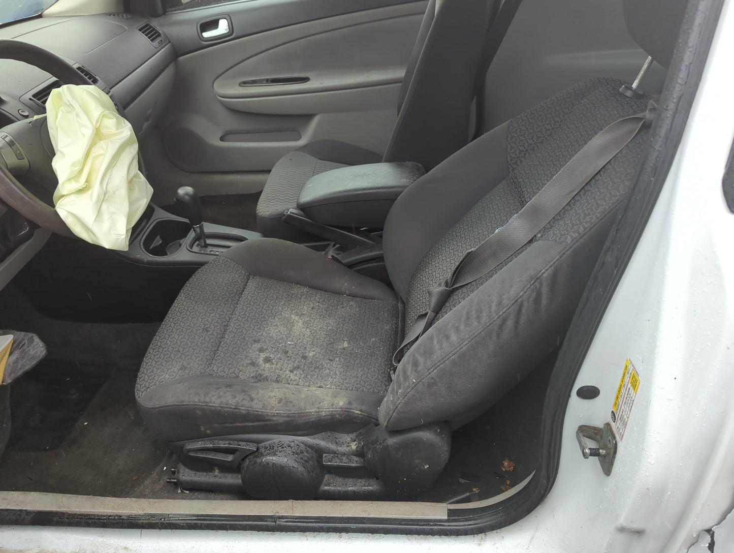 2006-2009 Chevrolet Cobalt Driver Front Seat Oem - Oemusedautoparts1.com