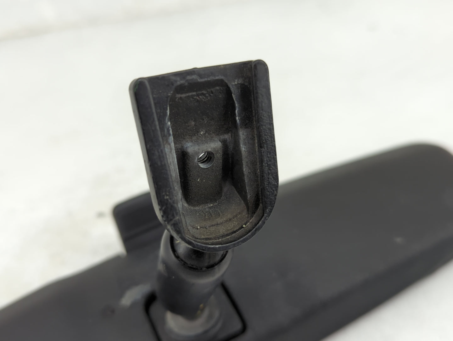 2005-2010 Chevrolet Cobalt Interior Rear View Mirror Replacement OEM Fits OEM Used Auto Parts - Oemusedautoparts1.com