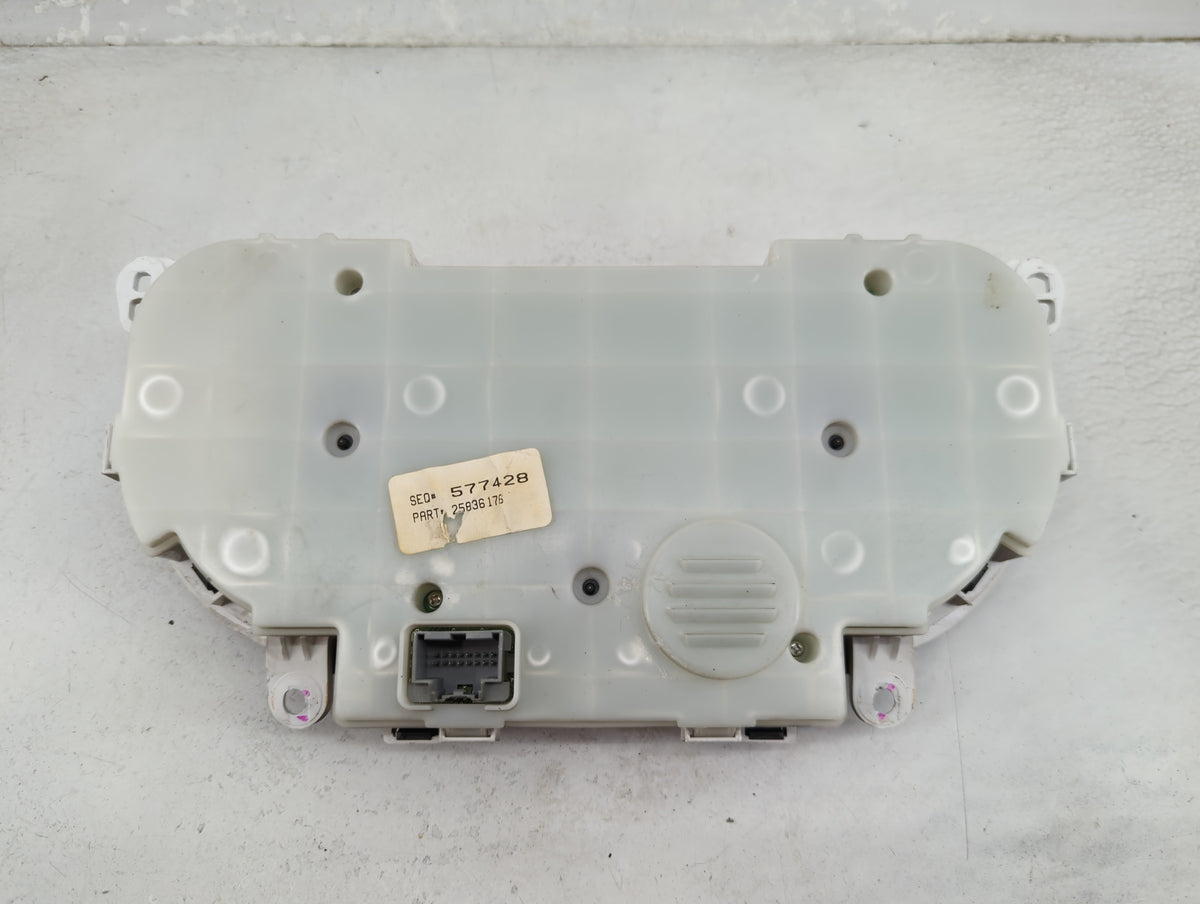 2007 Chevrolet Cobalt Instrument Cluster Speedometer Gauges P/N:25836176 Miles:180K Fits OEM Used Auto Parts - Oemusedautopa