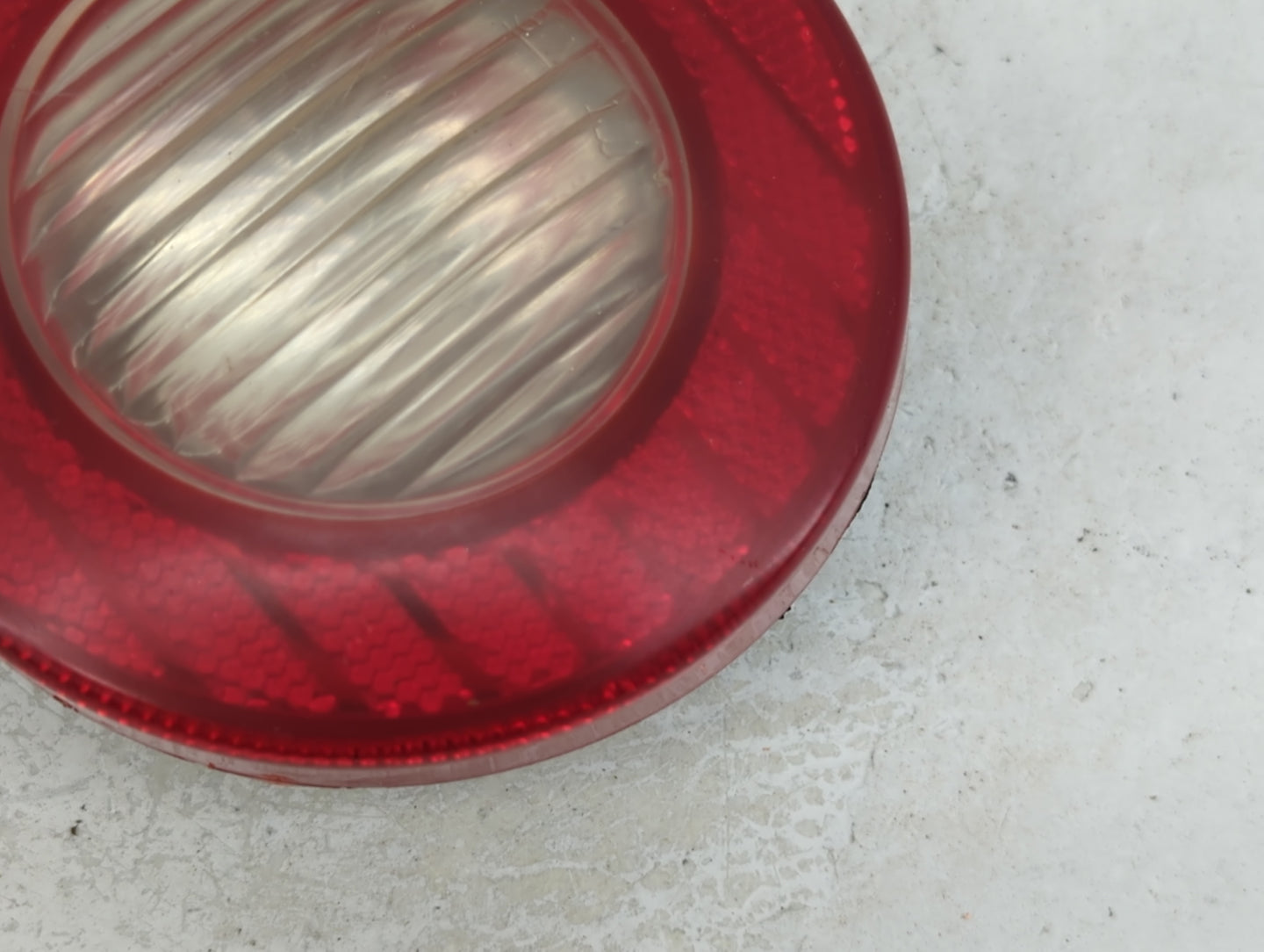 2005-2010 Chevrolet Cobalt Driver Left Side Deck Lid Mounted Tail Light 1169265 - Oemusedautoparts1.com