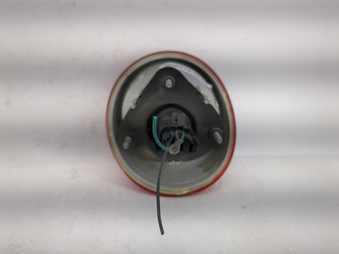 2005-2010 Chevrolet Cobalt Tail Light Assembly Passenger Right OEM P/N:16532532 Fits Fits 2005 2006 2007 2008 2009 2010 OEM 